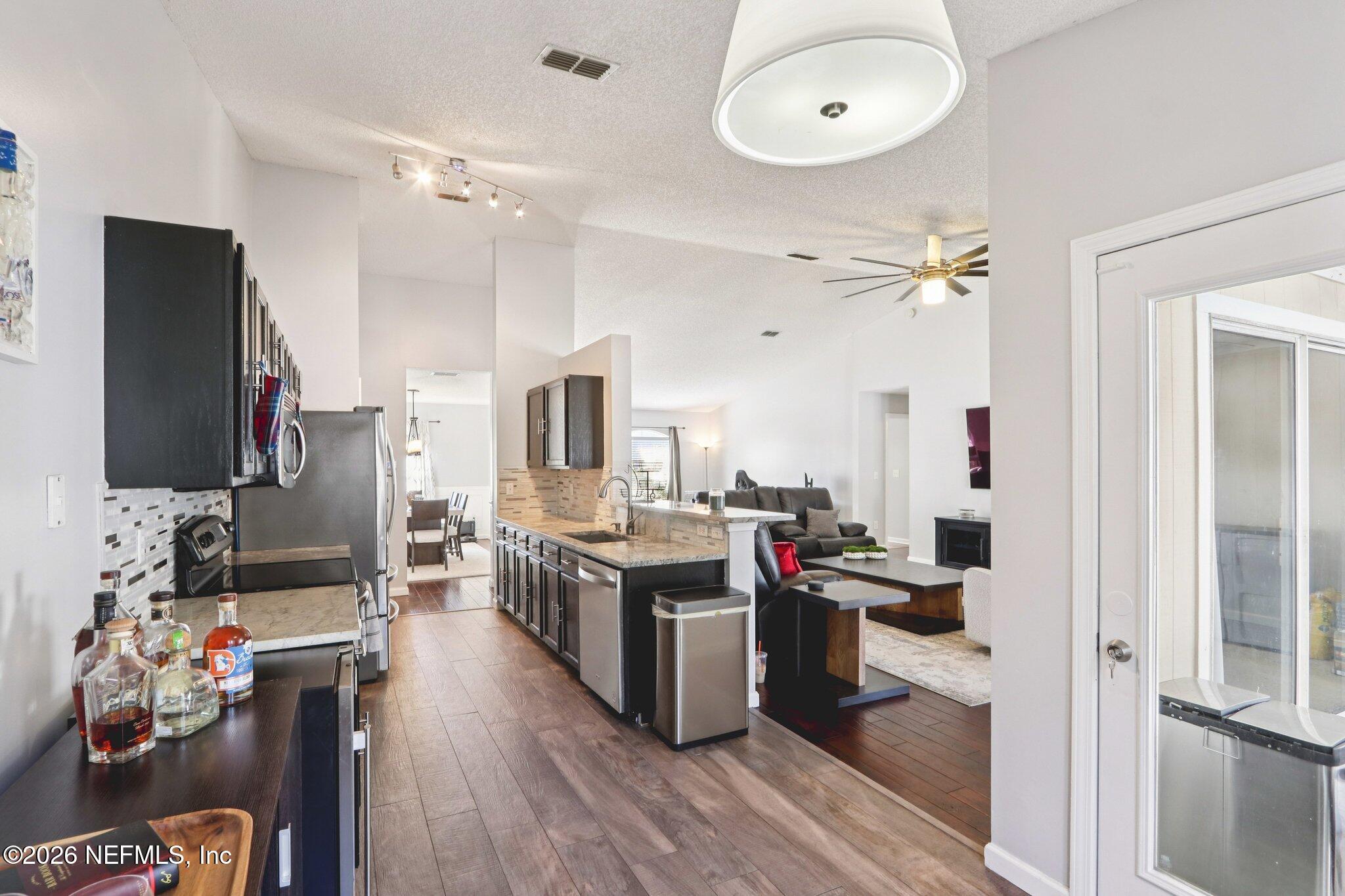 12215 RUTH LAWN Court