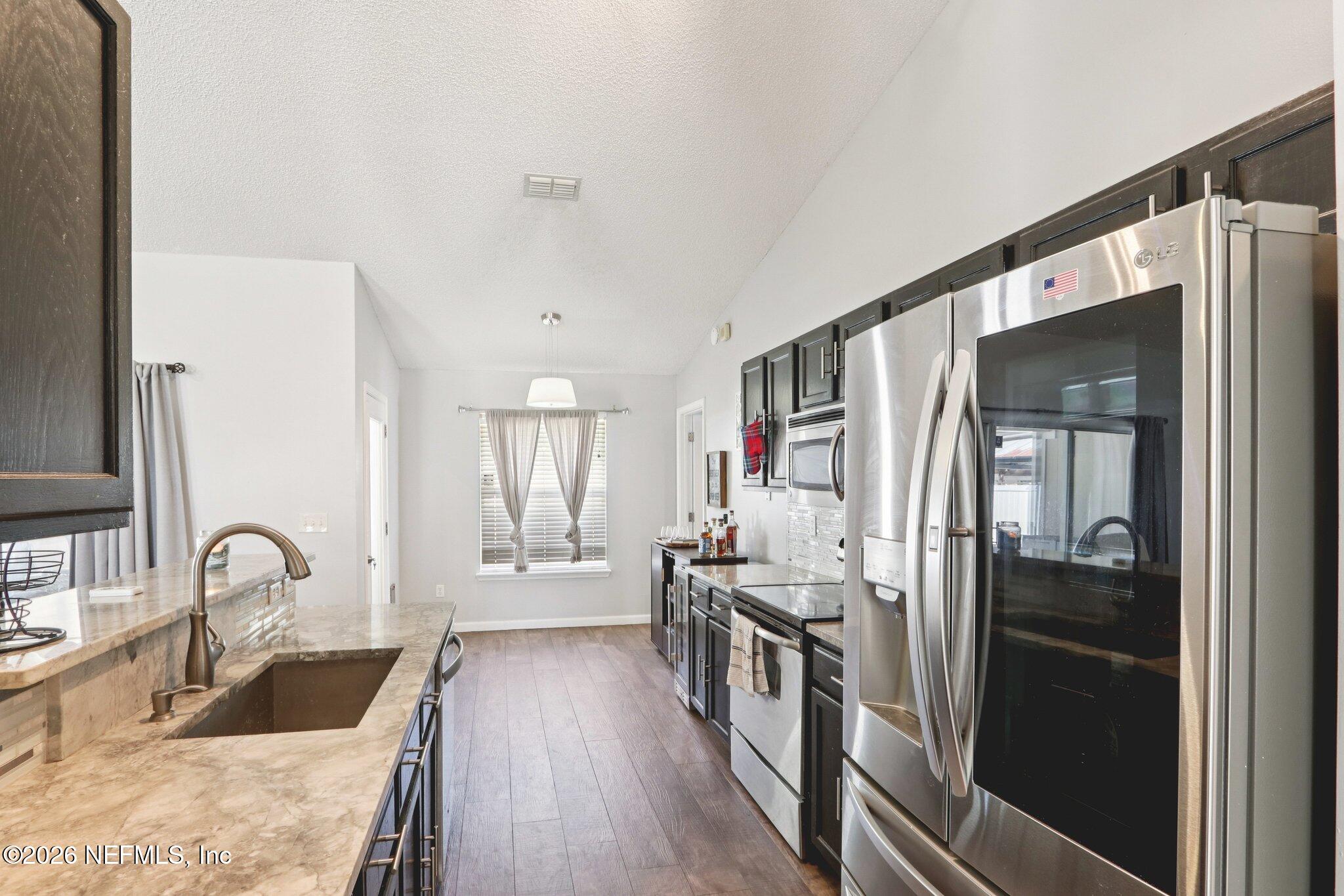 12215 RUTH LAWN Court