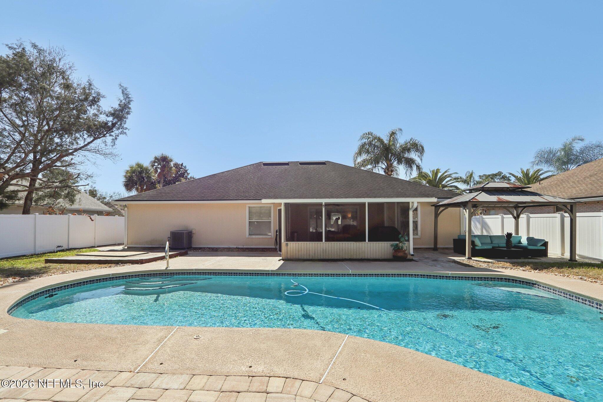 12215 RUTH LAWN Court