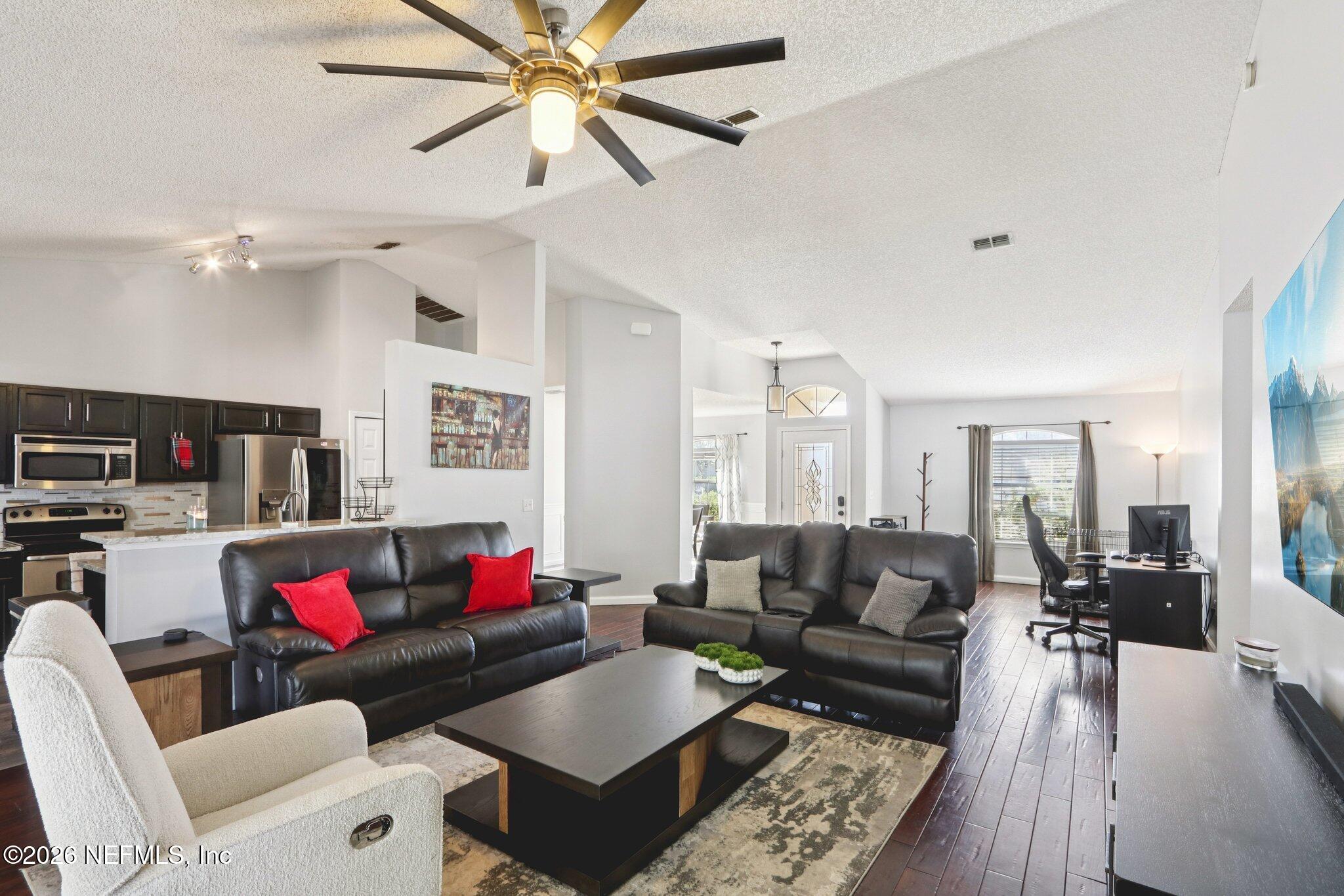 12215 RUTH LAWN Court