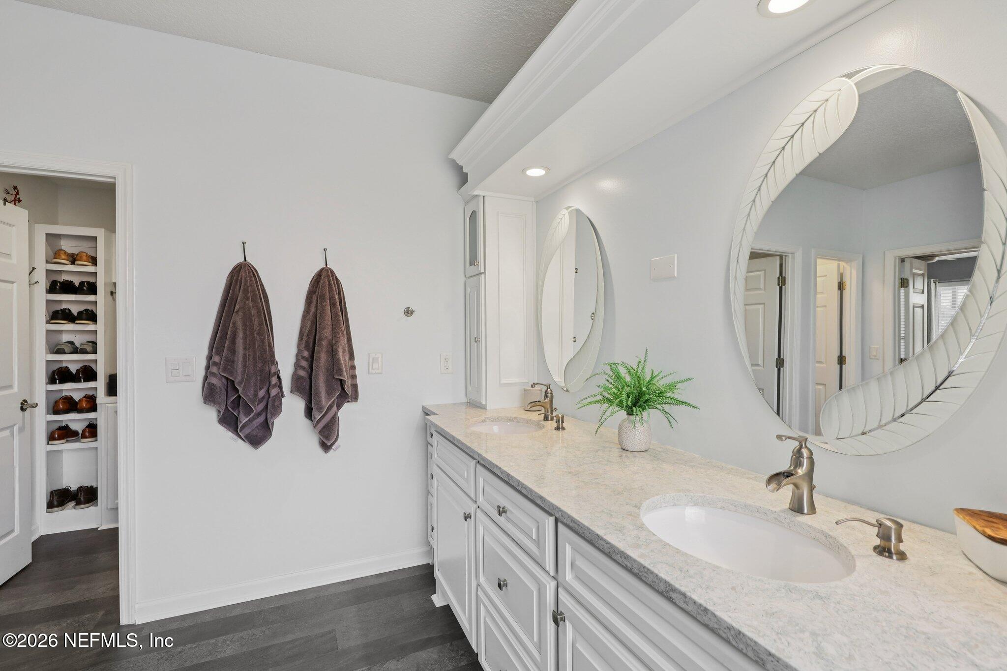 209 N CHECKERBERRY Way, St. Johns