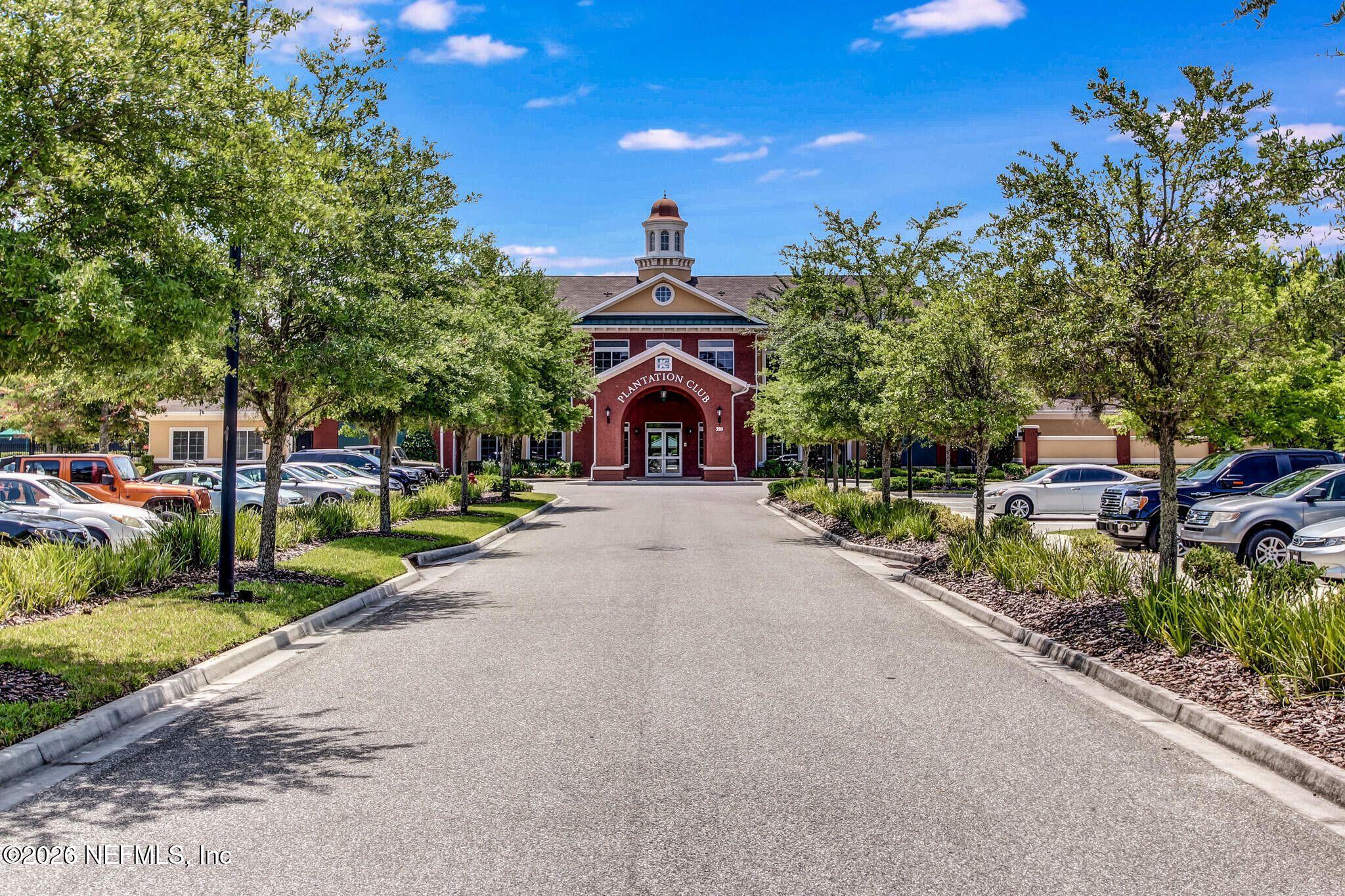 209 N CHECKERBERRY Way, St. Johns