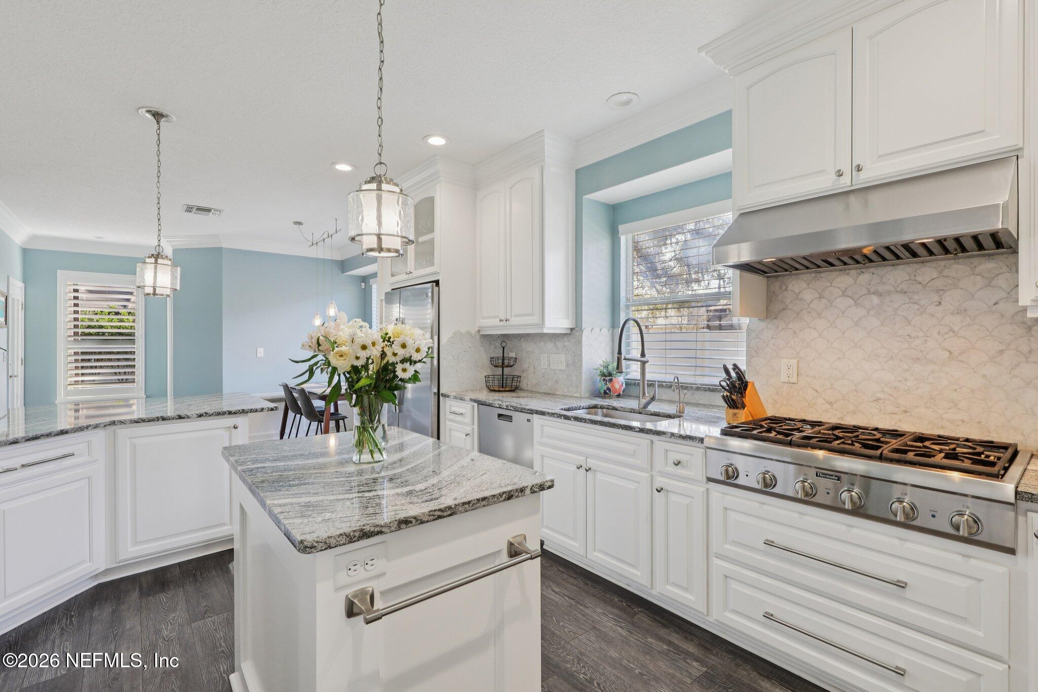 209 N CHECKERBERRY Way, St. Johns