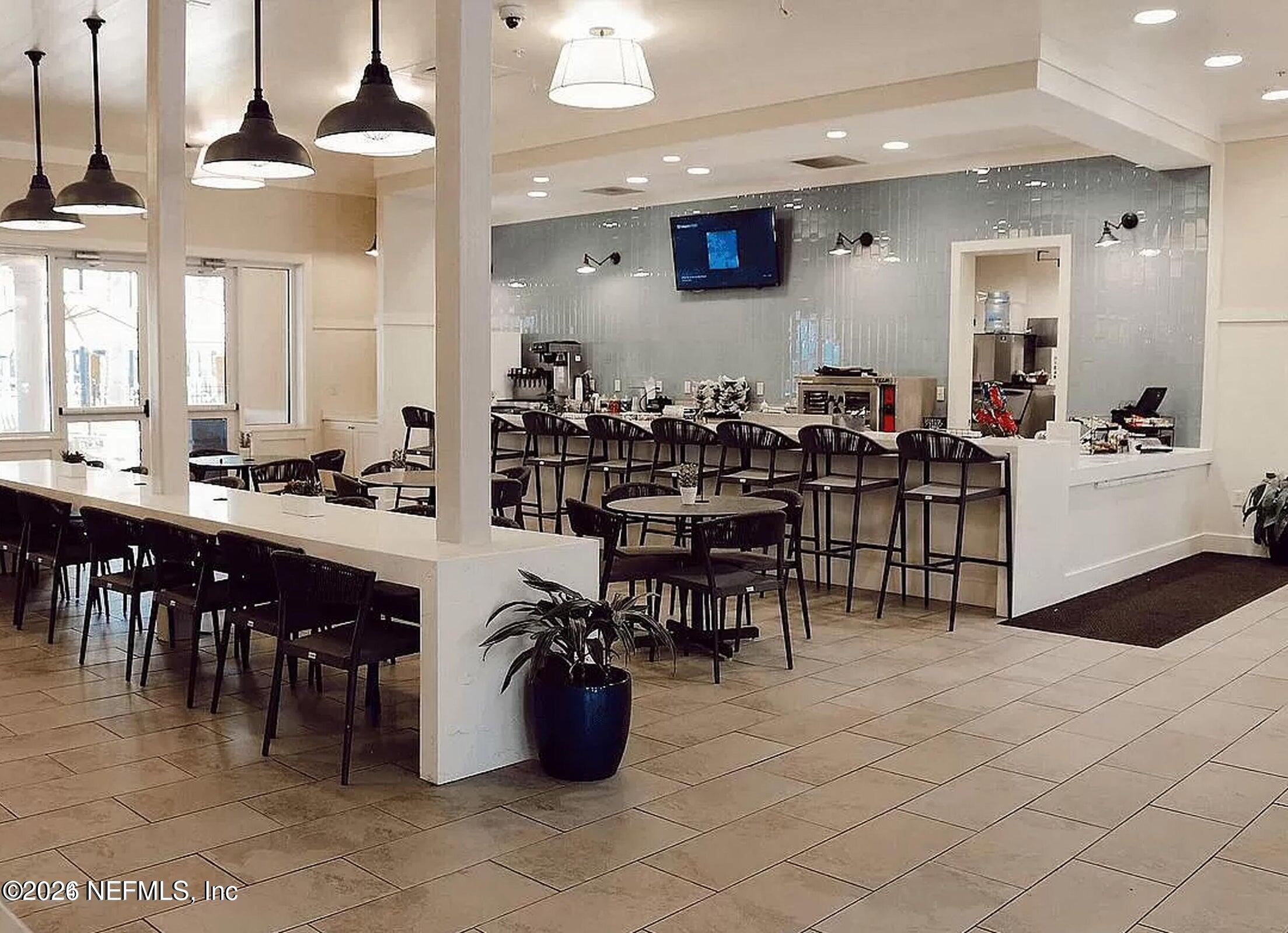 209 N CHECKERBERRY Way, St. Johns