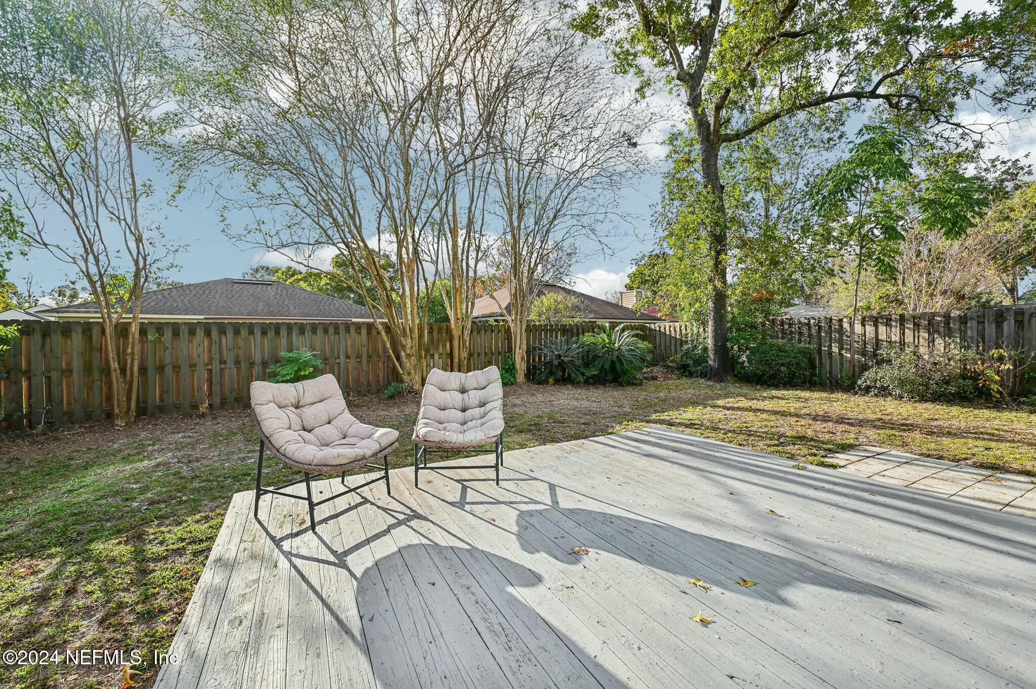 8064 KILWINNING Lane