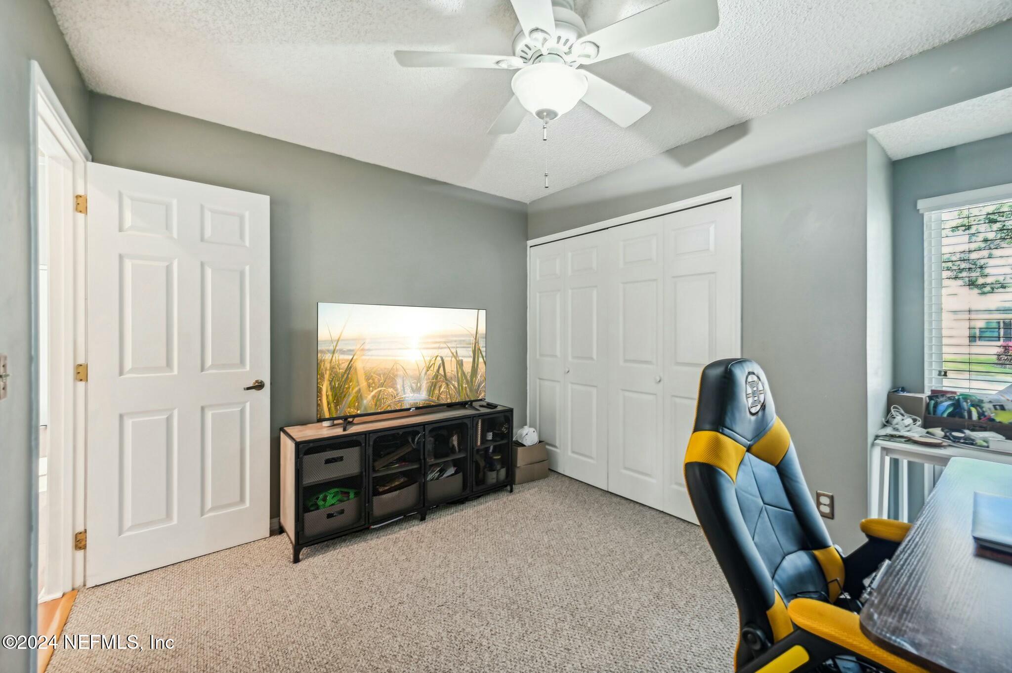 8064 KILWINNING Lane