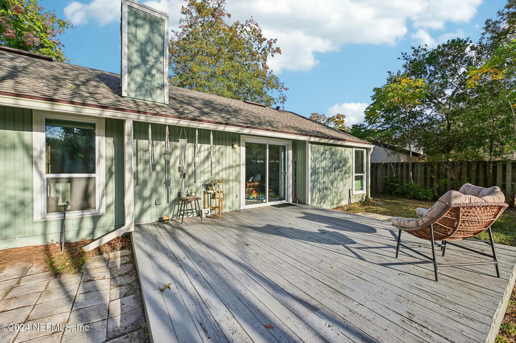 8064 KILWINNING Lane