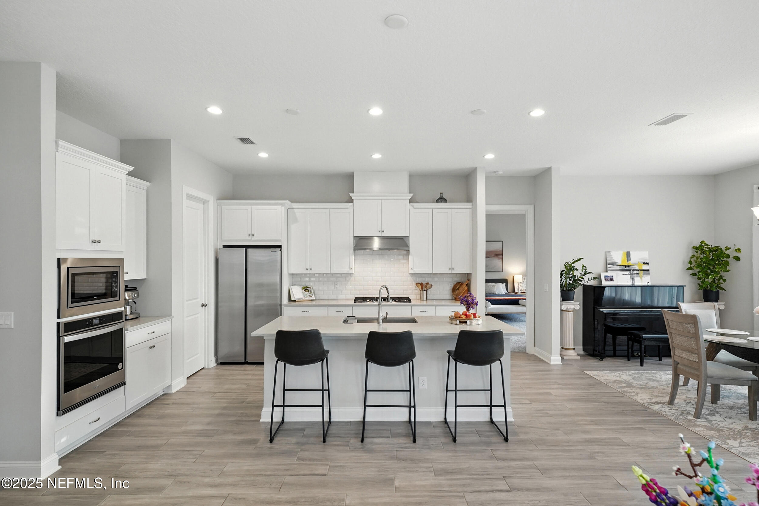 29 TRADESMAN Lane, St. Johns