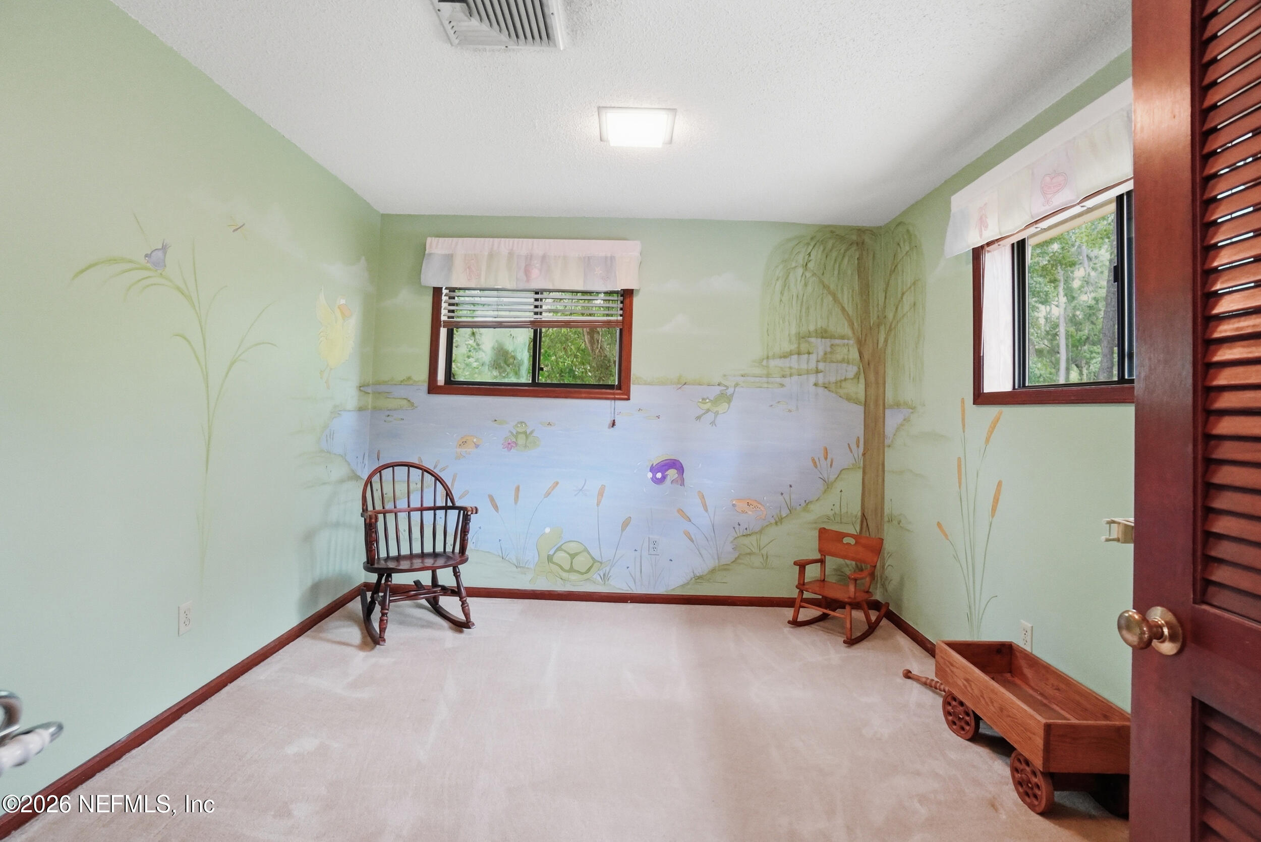 12852 LONGVIEW Drive W