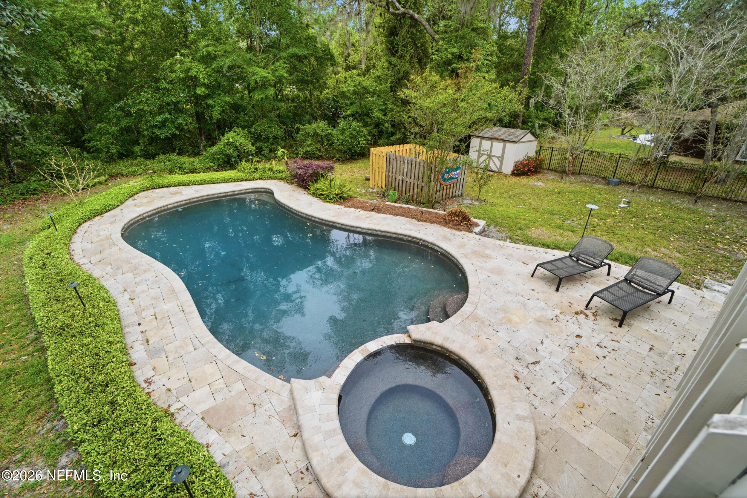 12852 LONGVIEW Drive W