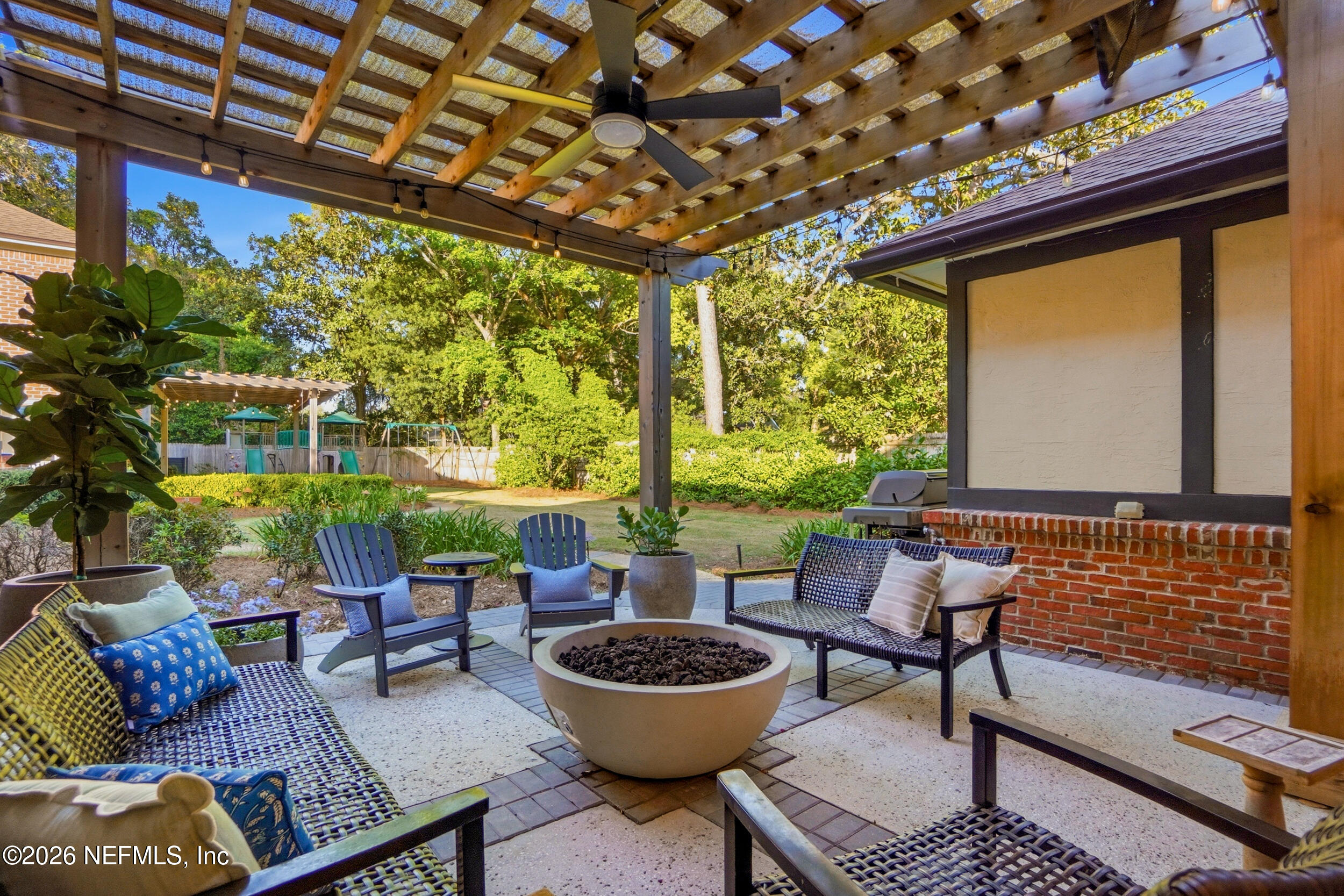 1003 GREENRIDGE Road