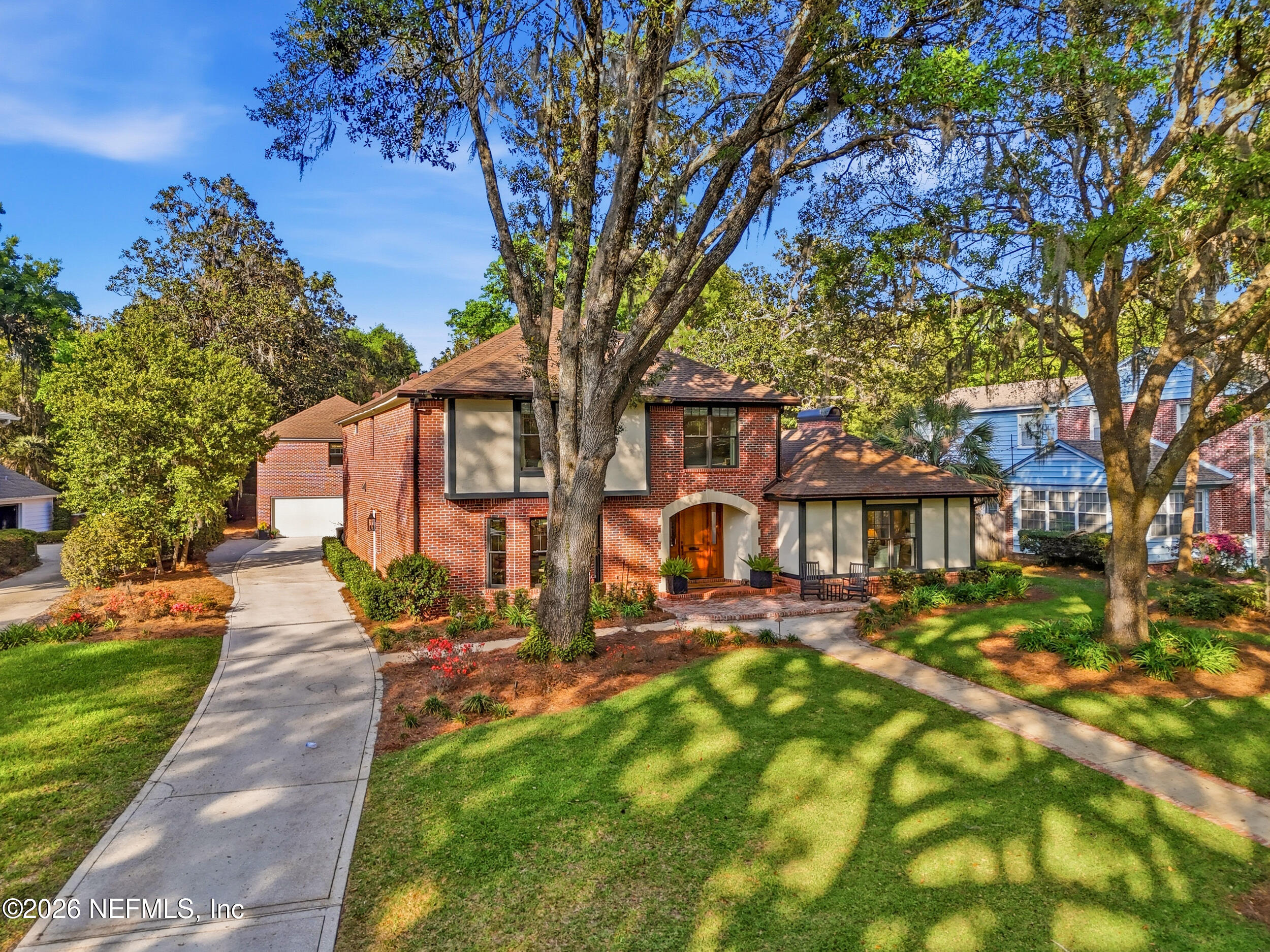 1003 GREENRIDGE Road