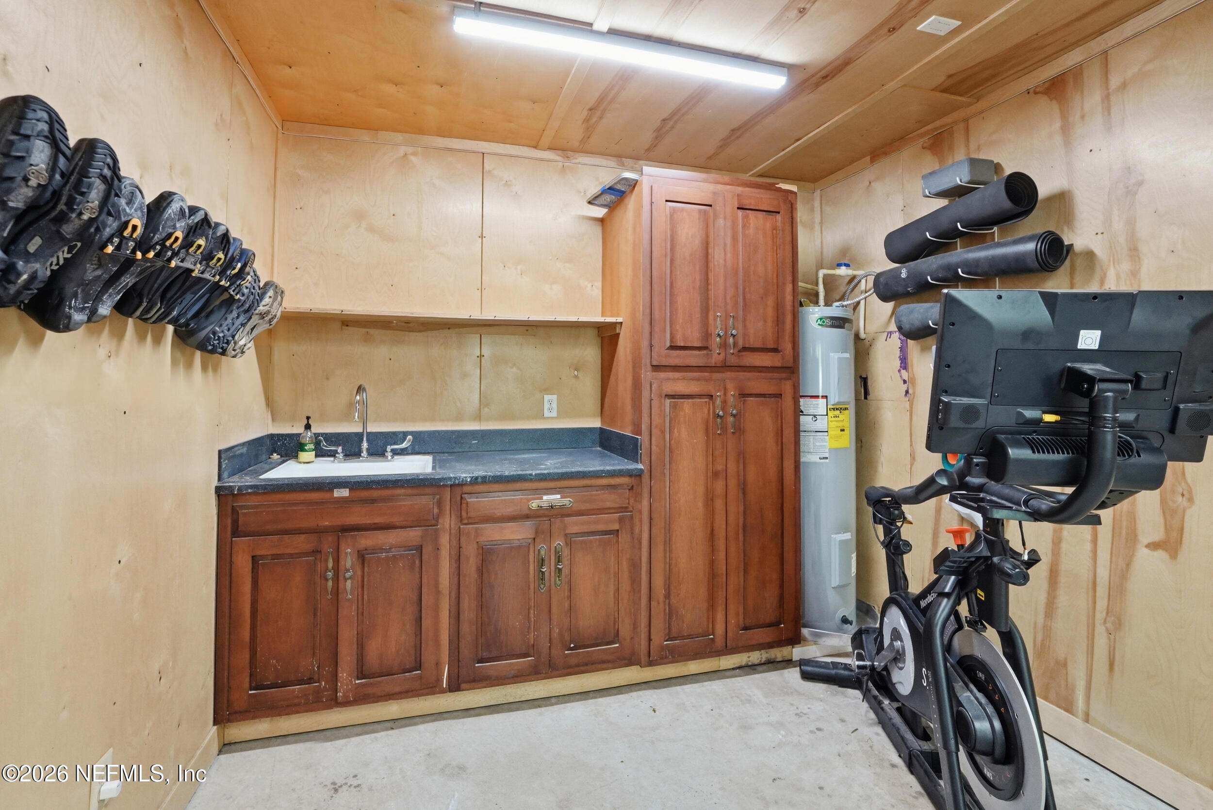 1003 GREENRIDGE Road