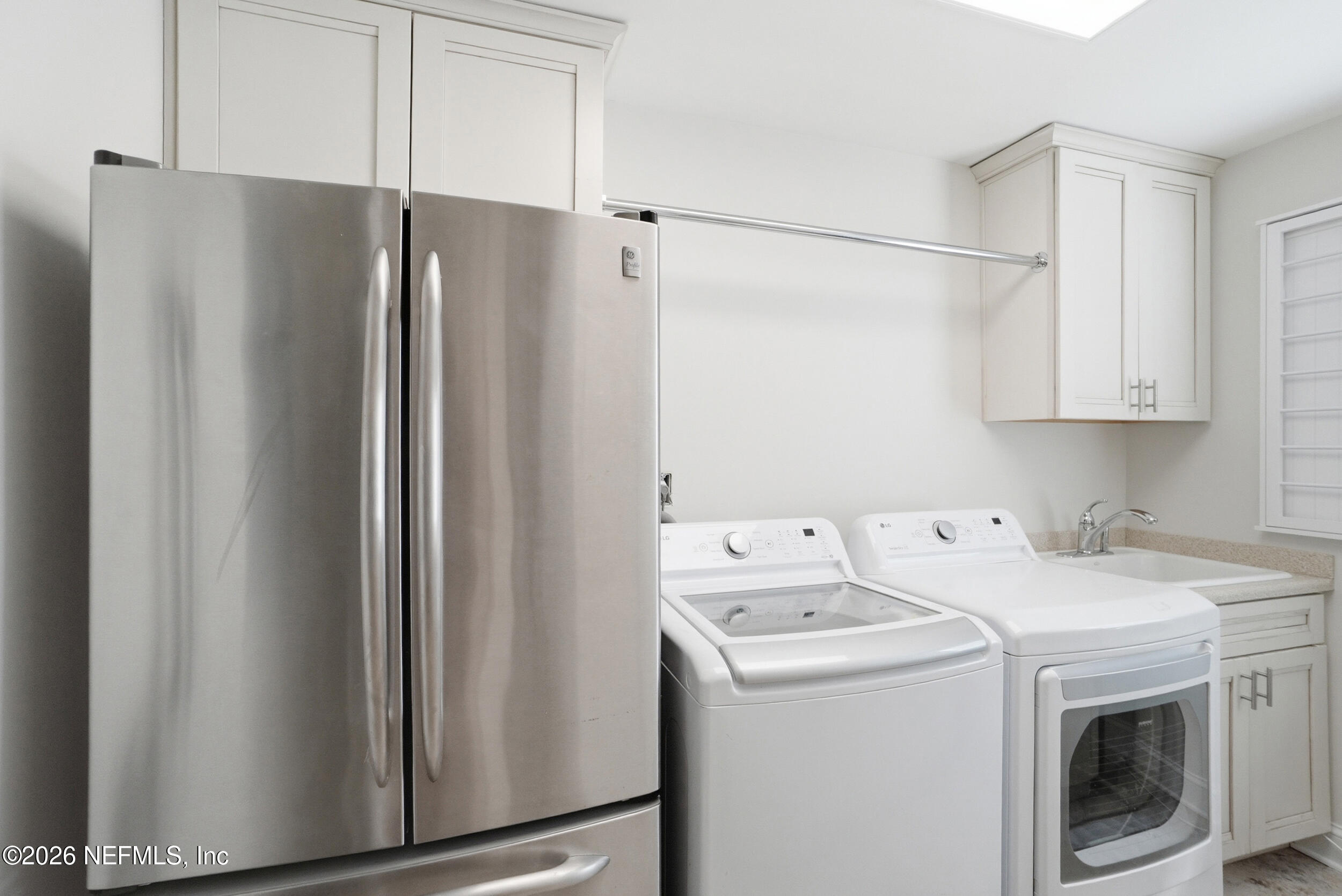 1003 GREENRIDGE Road