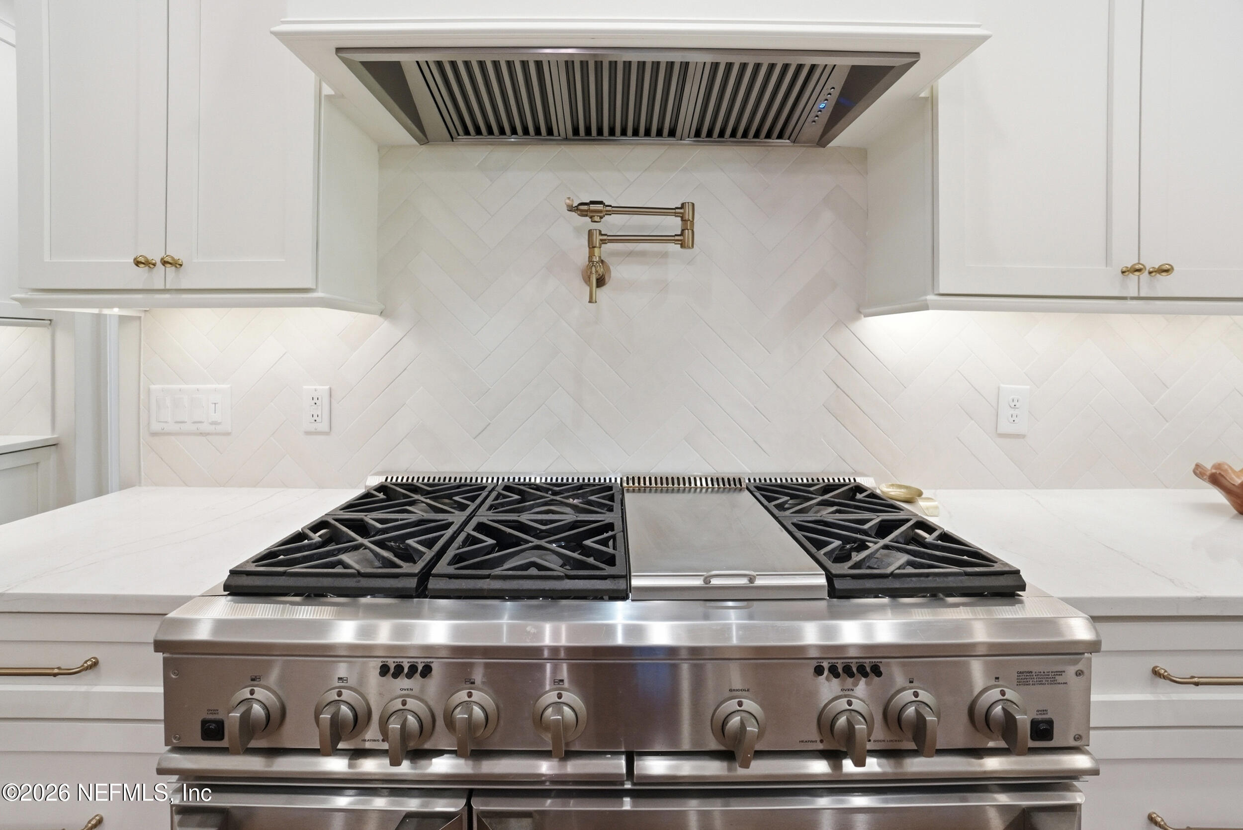 1003 GREENRIDGE Road