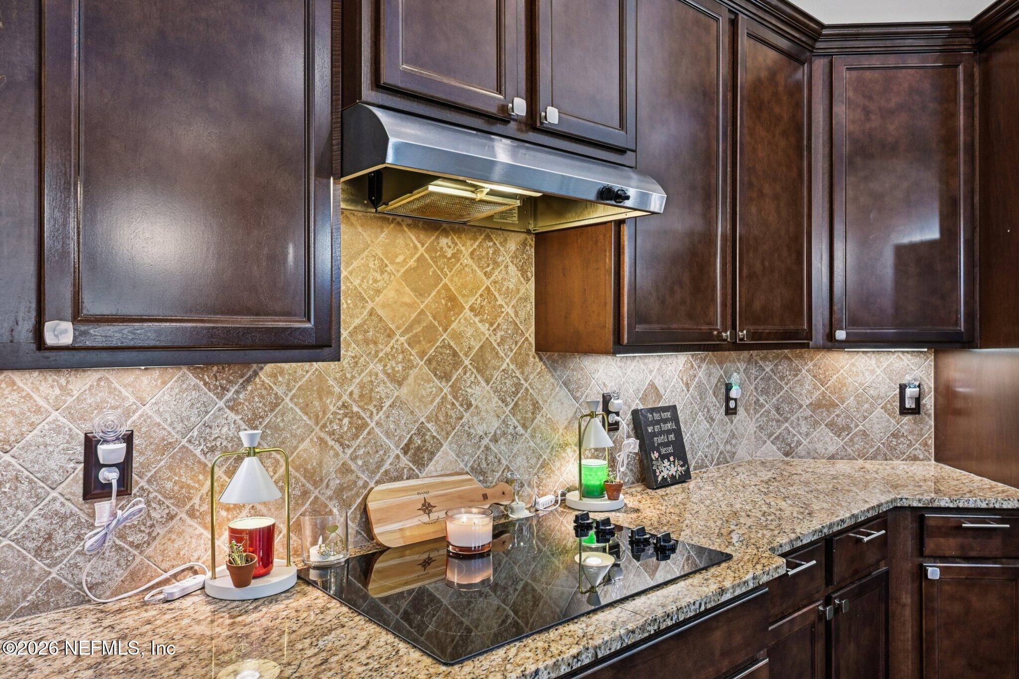 200 RAVENSBURY Way, St. Johns