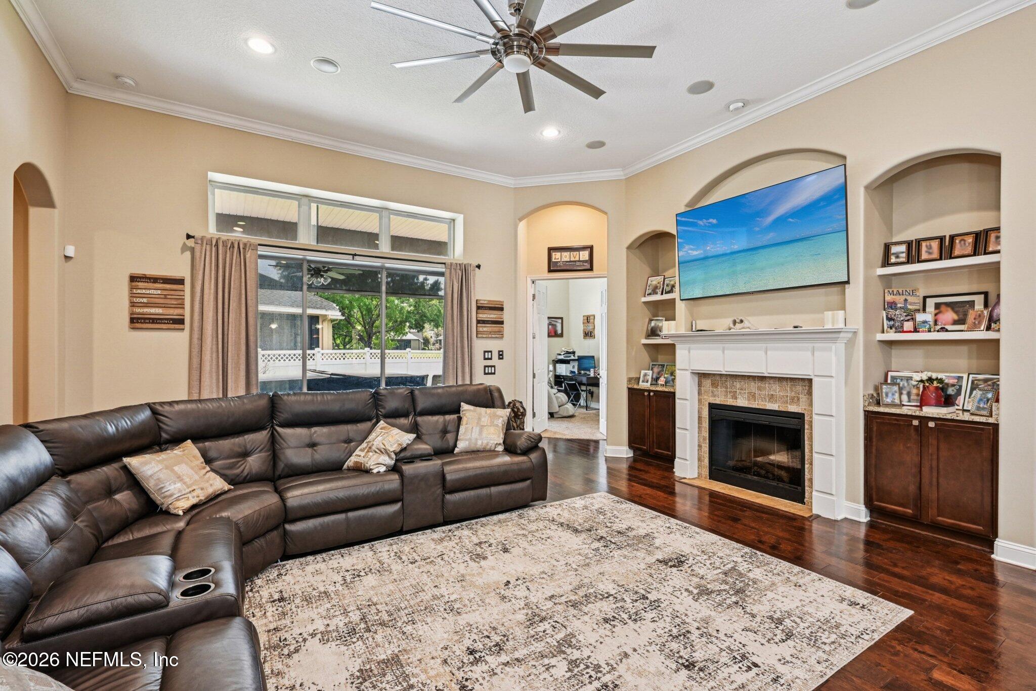 200 RAVENSBURY Way, St. Johns