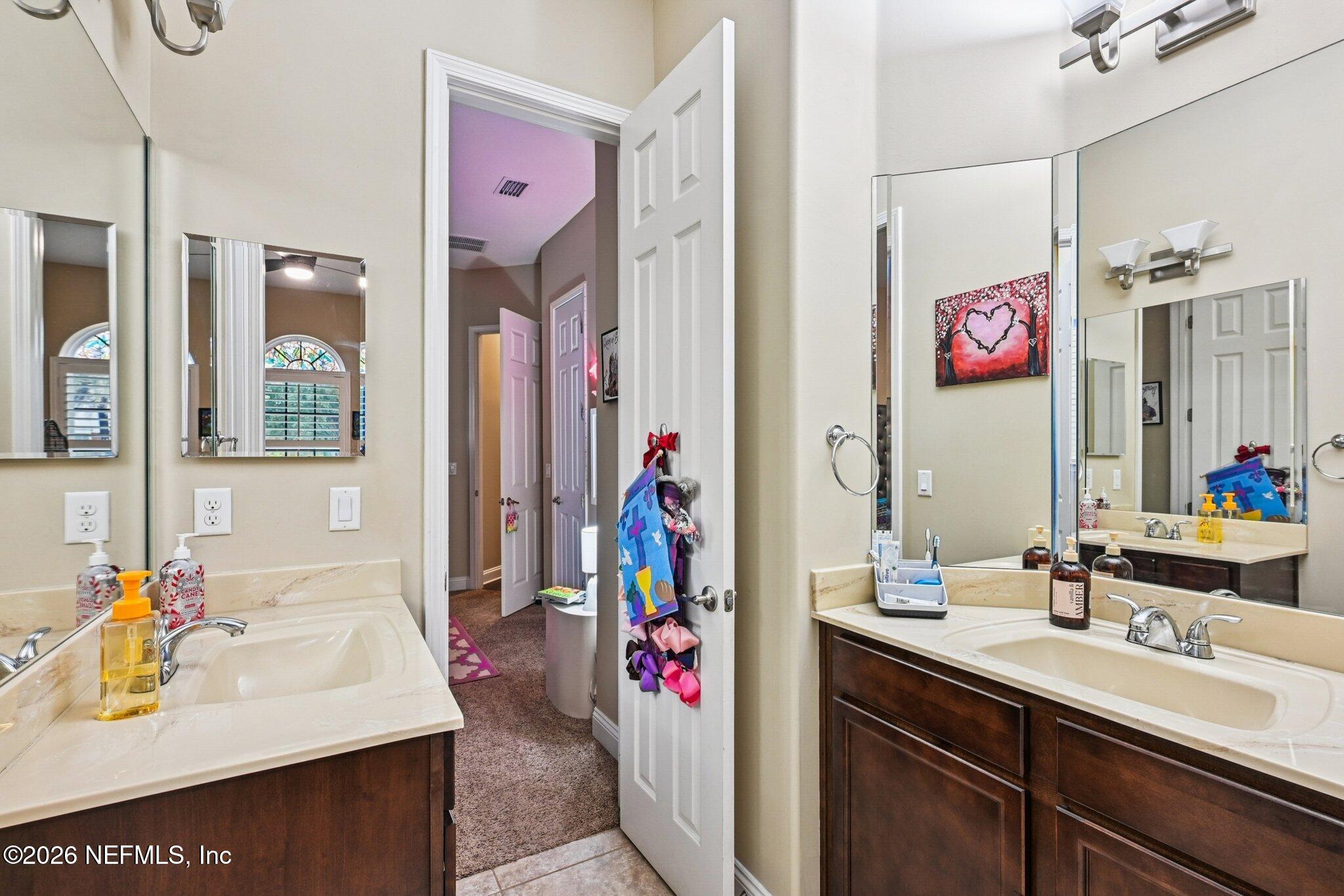 200 RAVENSBURY Way, St. Johns