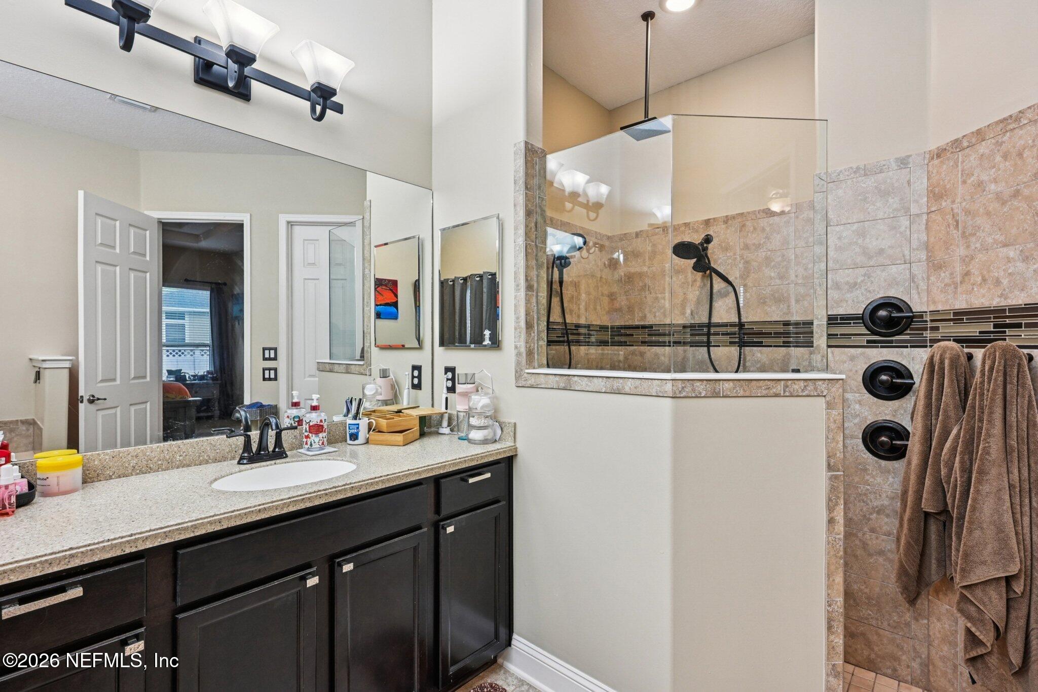 200 RAVENSBURY Way, St. Johns