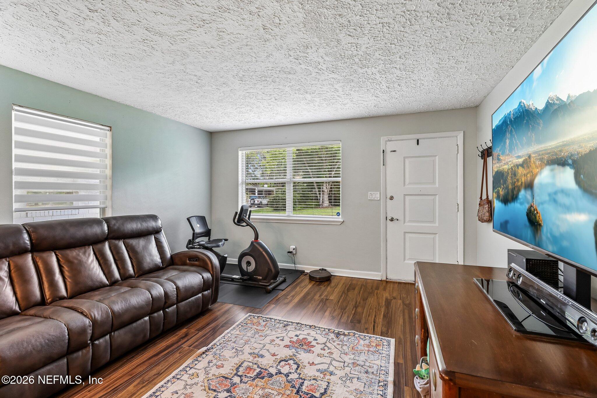 3024 YANLEE Lane