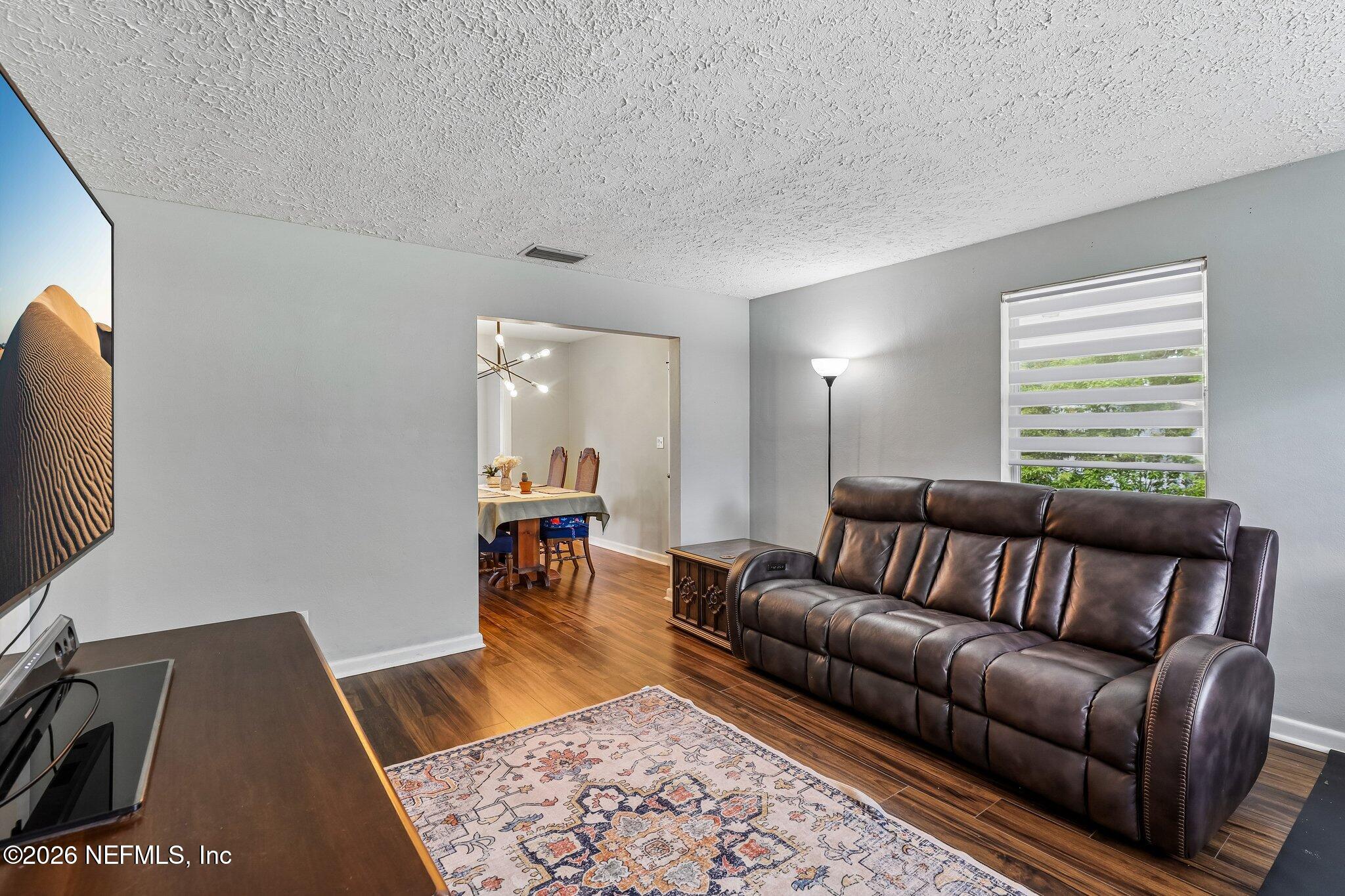 3024 YANLEE Lane