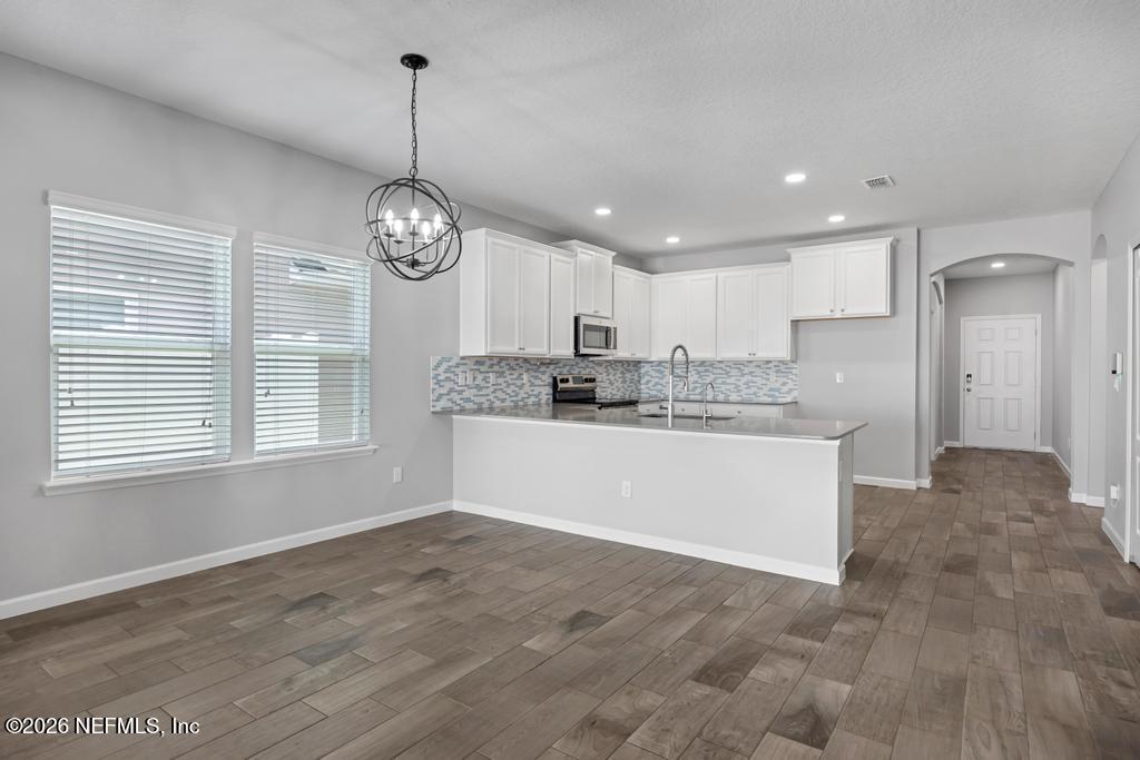 1211 KENDALL Drive