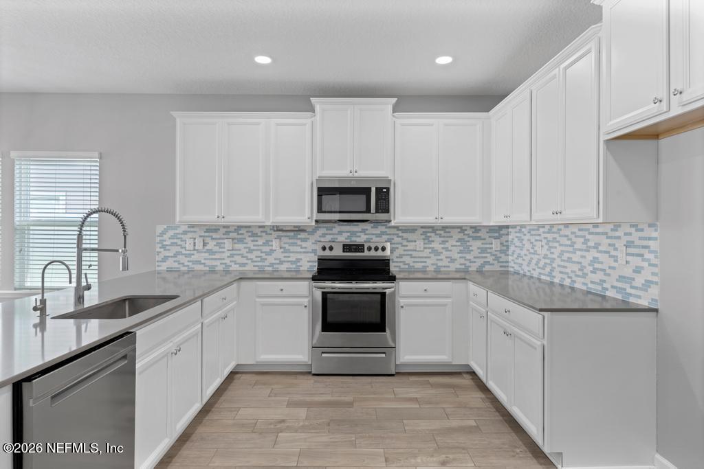 1211 KENDALL Drive