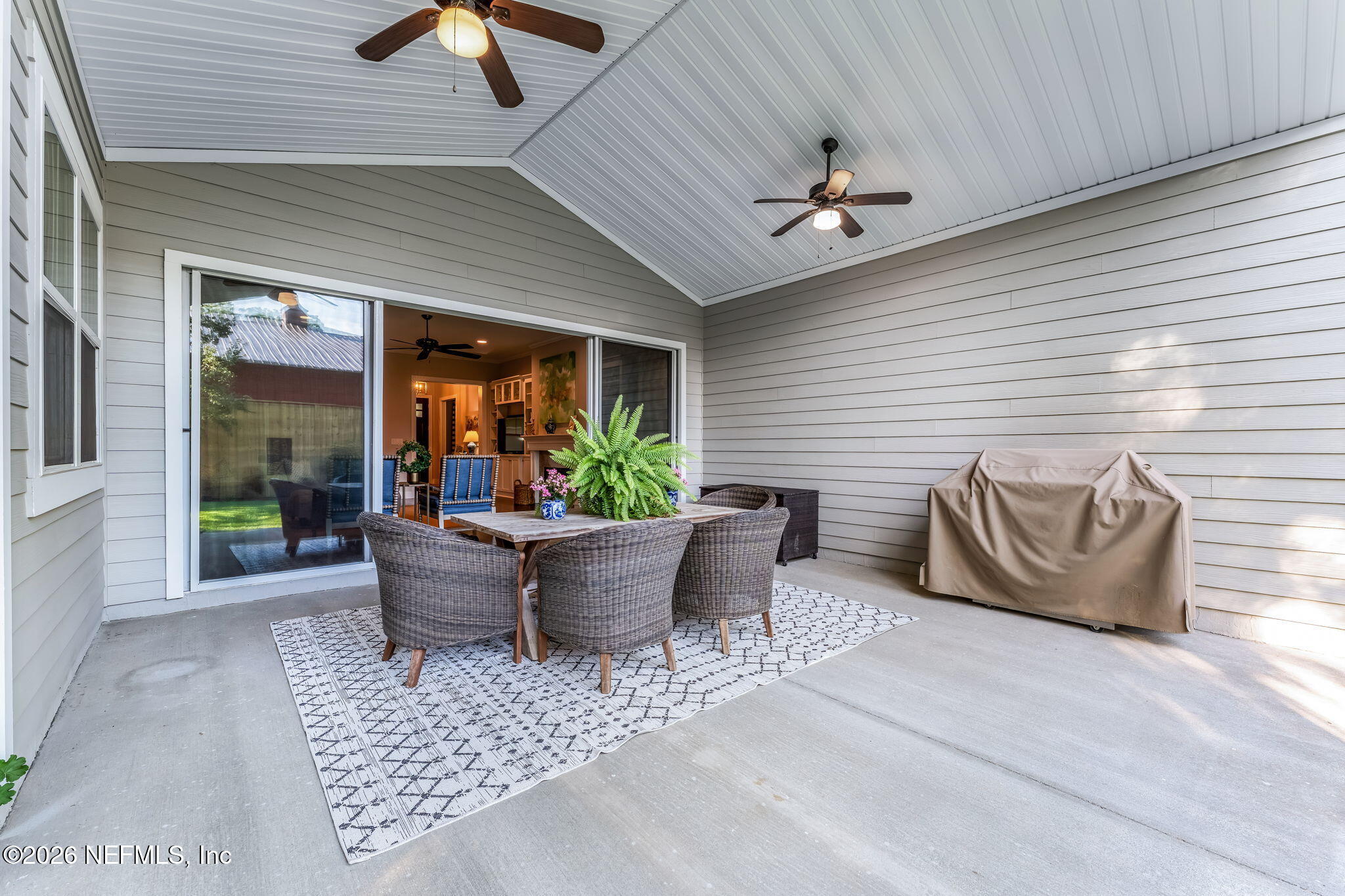 133 HOLLY BERRY Lane, St. Johns