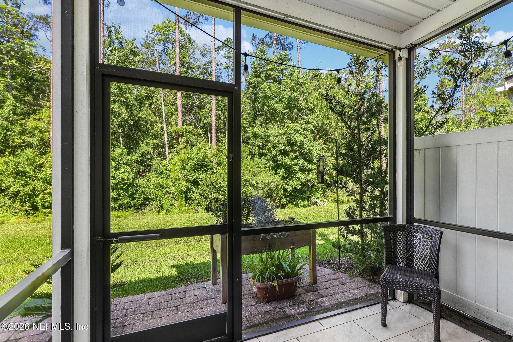 205 RICHMOND Drive, St. Johns