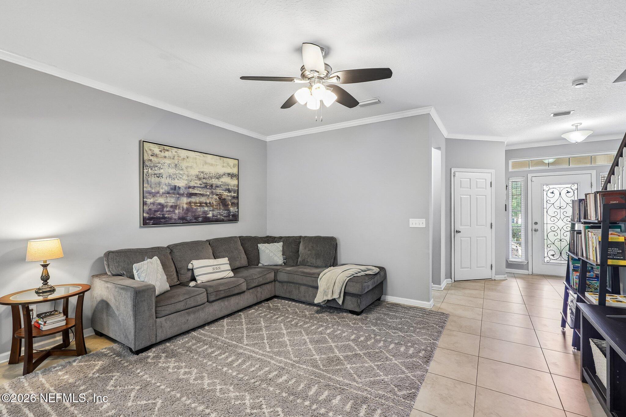 205 RICHMOND Drive, St. Johns
