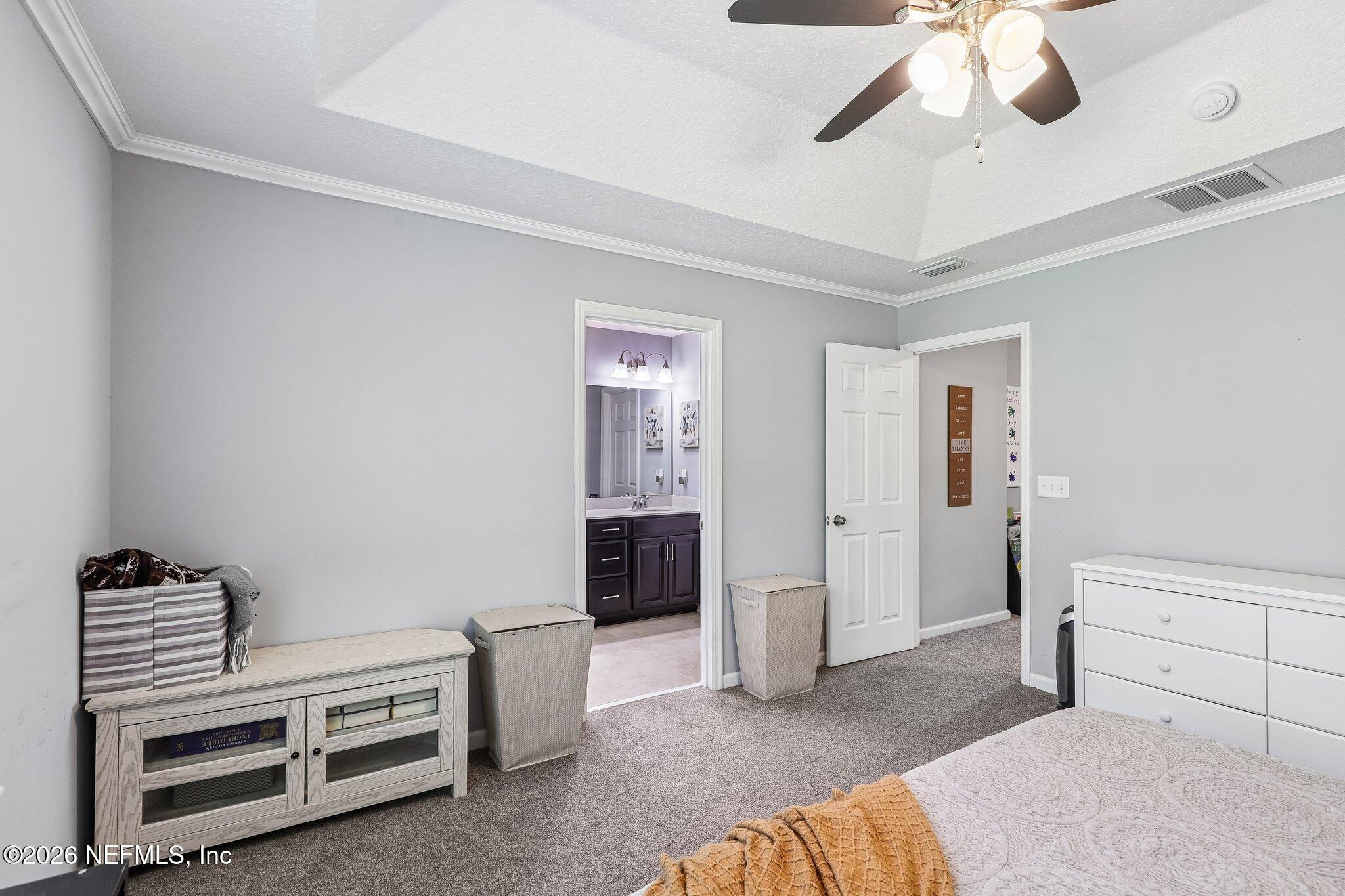 205 RICHMOND Drive, St. Johns