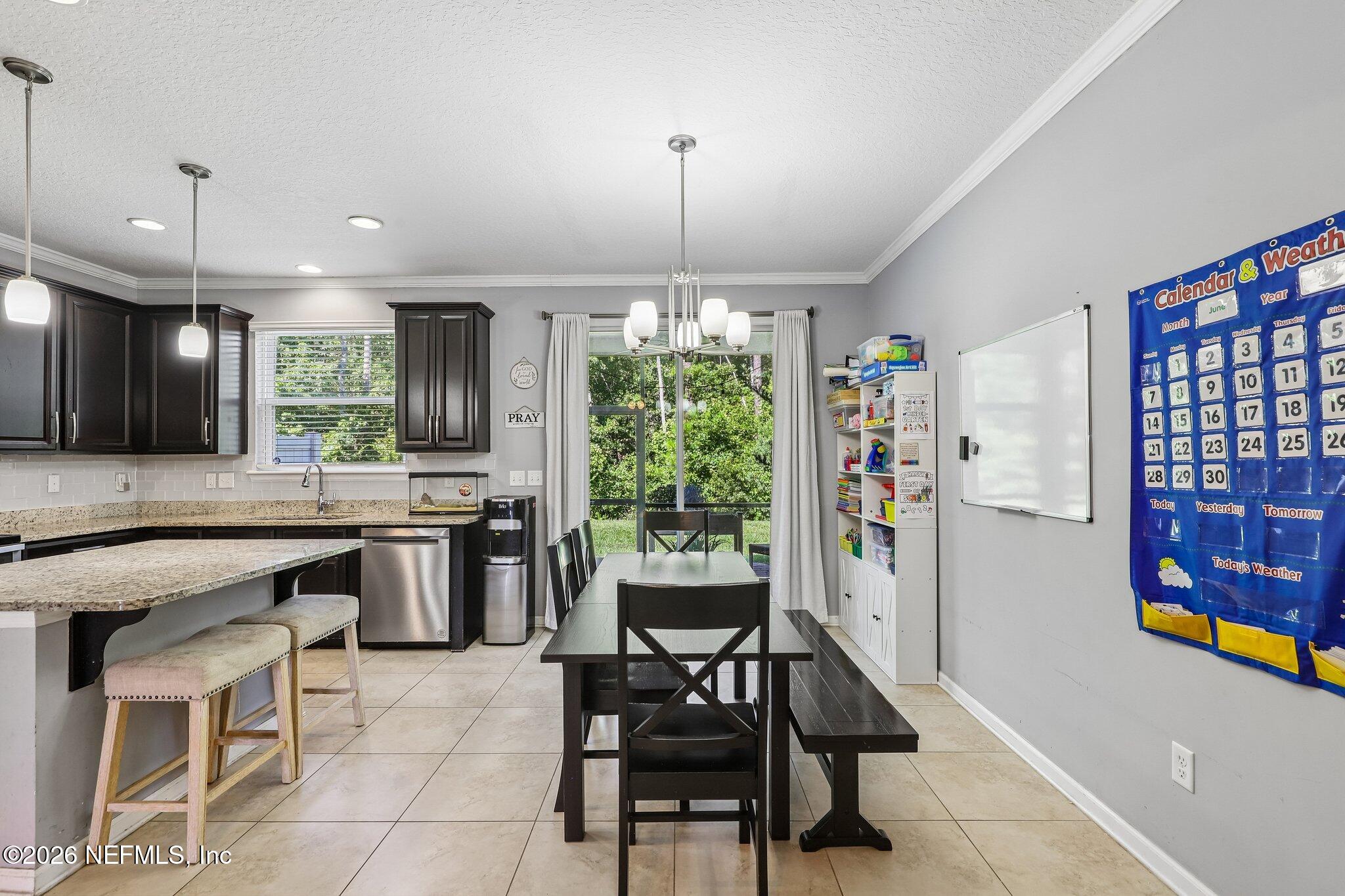 205 RICHMOND Drive, St. Johns