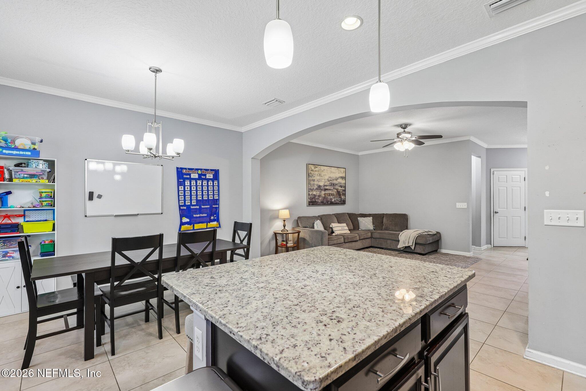 205 RICHMOND Drive, St. Johns