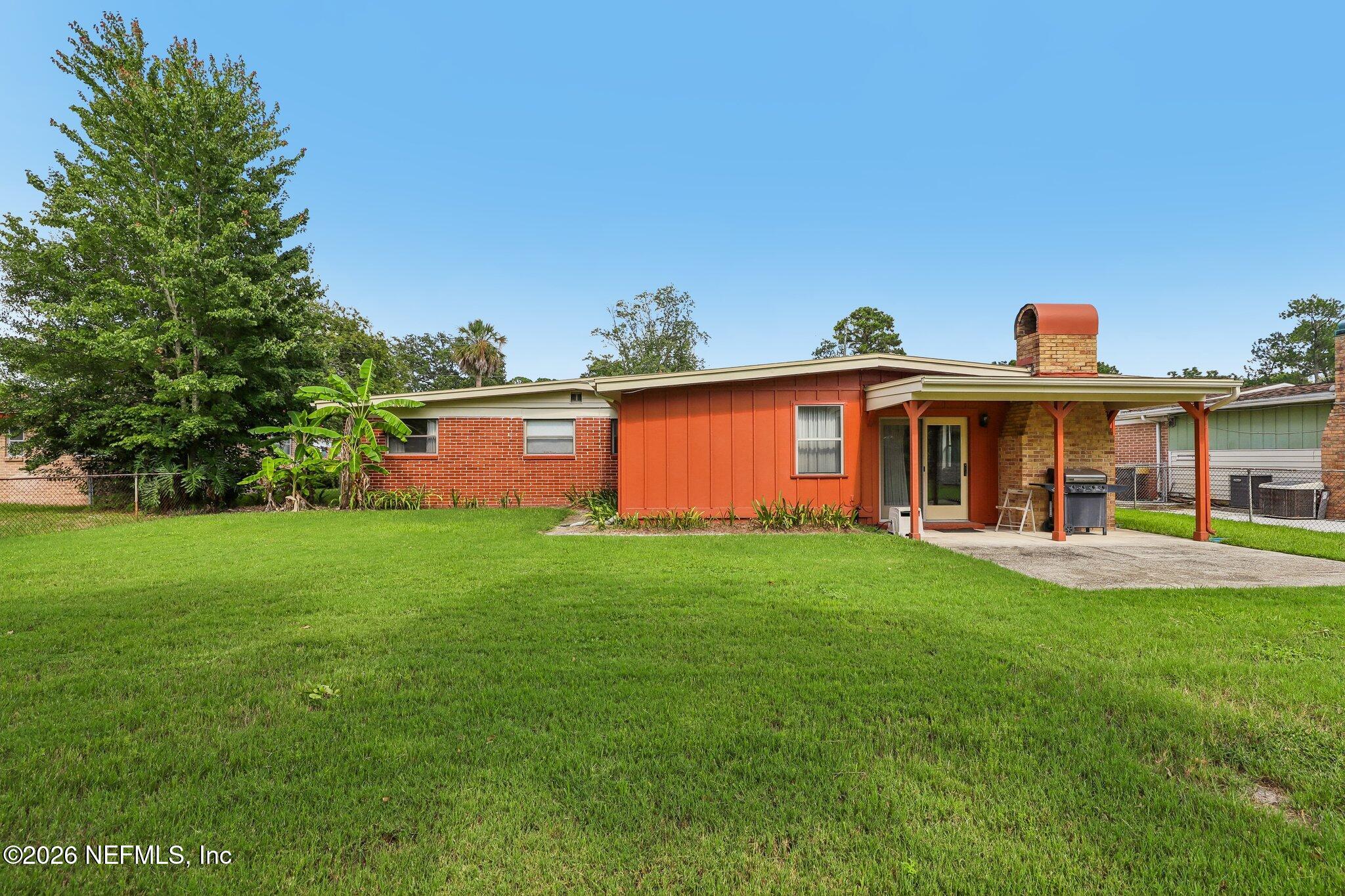 2804 SACK Drive E