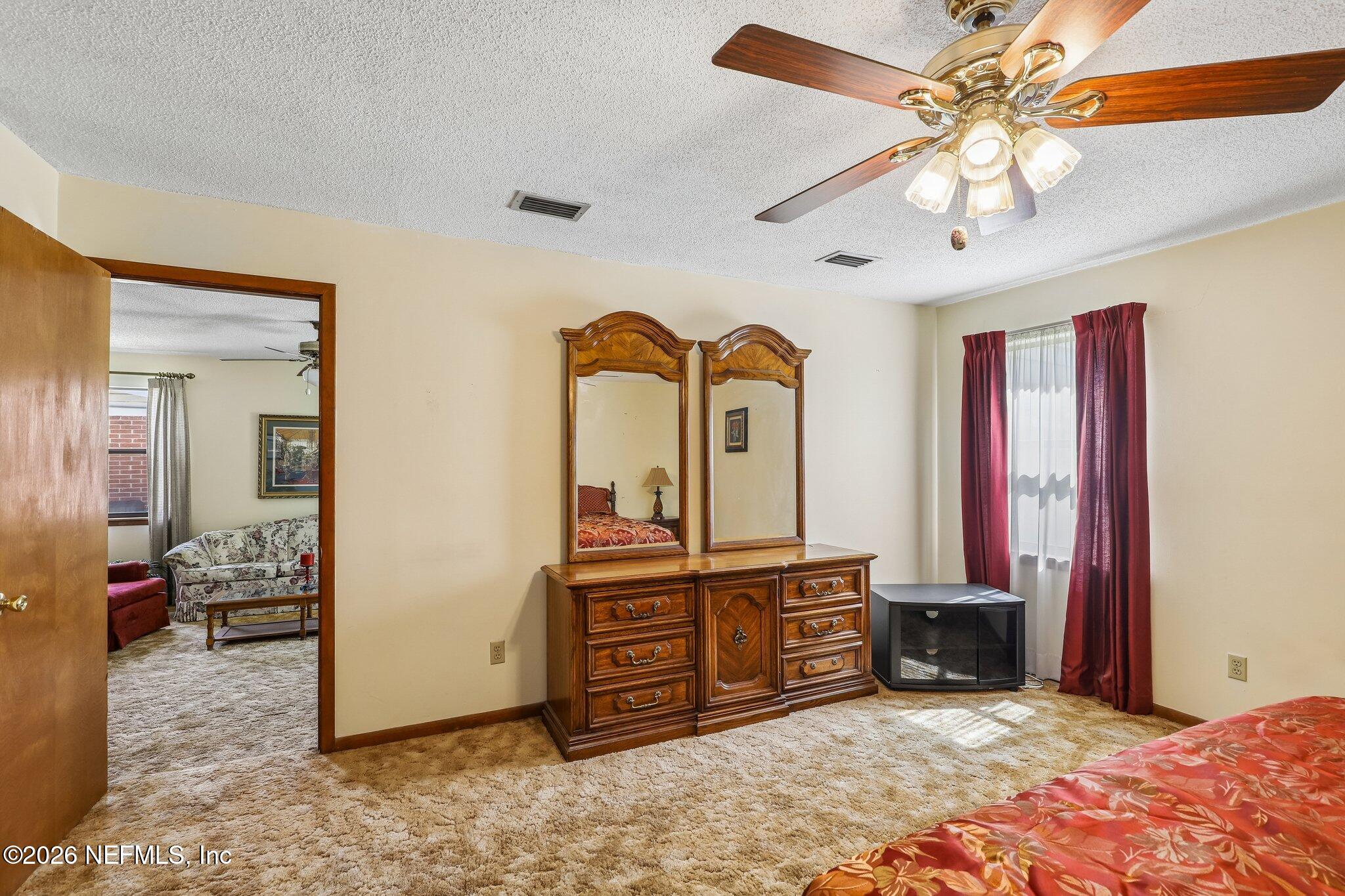 2804 SACK Drive E