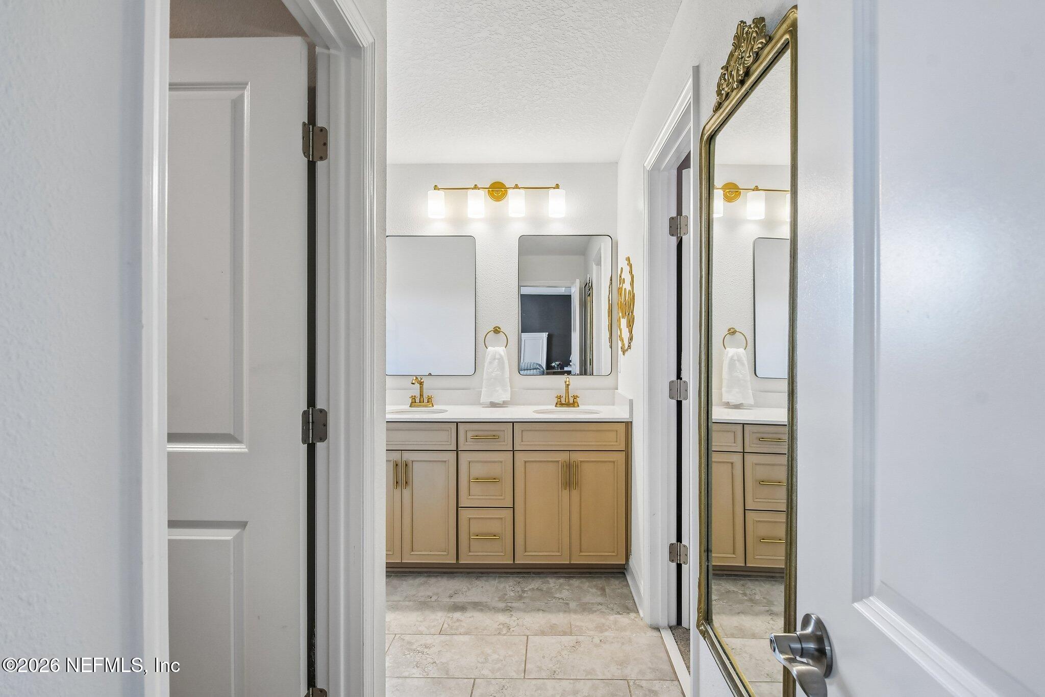 37 VICKSBURG Drive, St. Johns