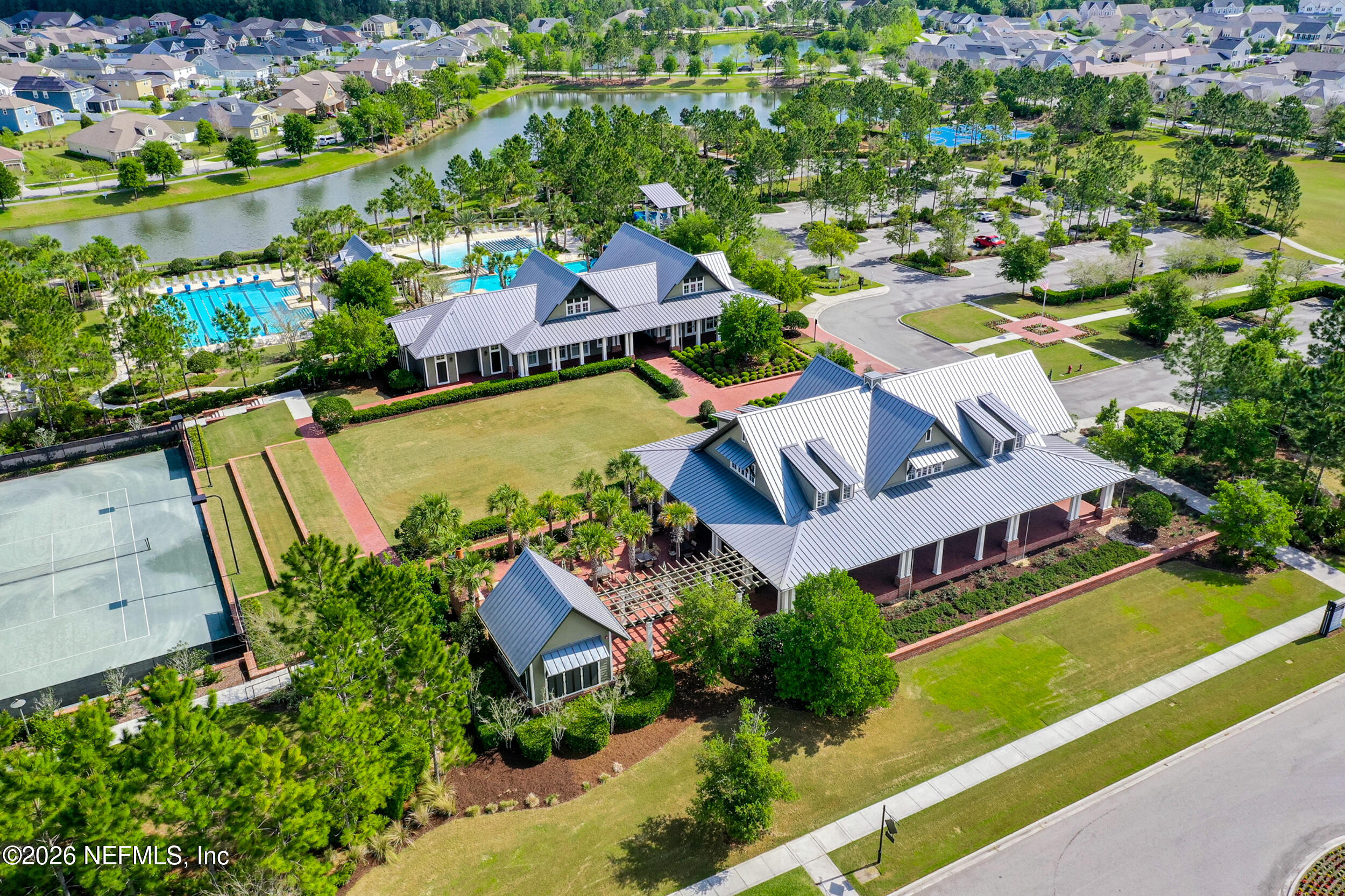 37 VICKSBURG Drive, St. Johns