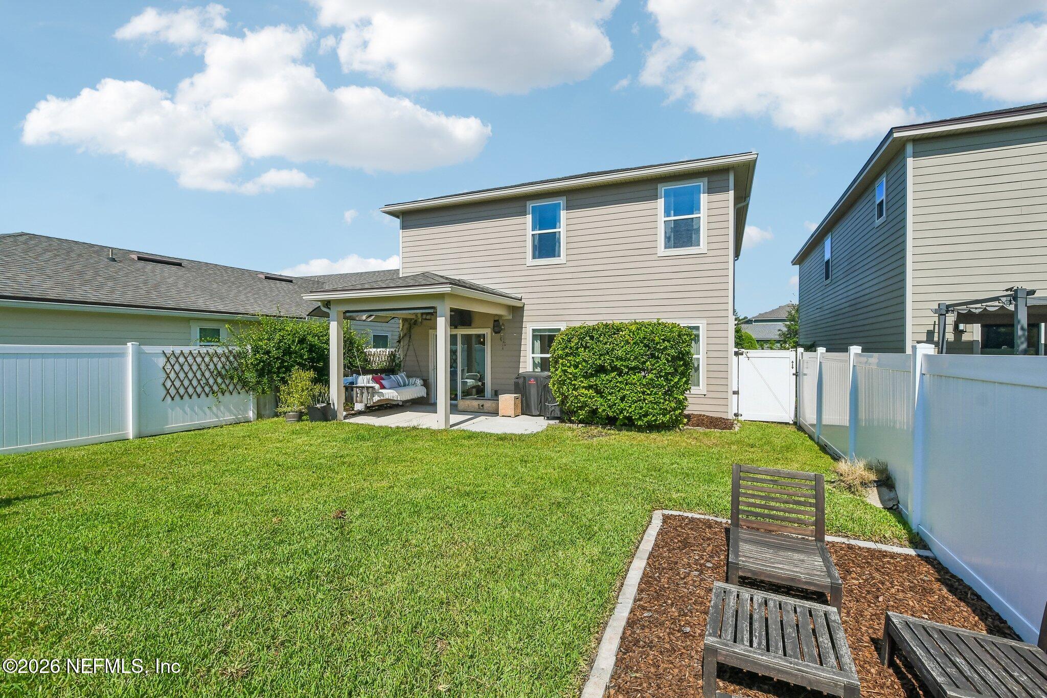 37 VICKSBURG Drive, St. Johns