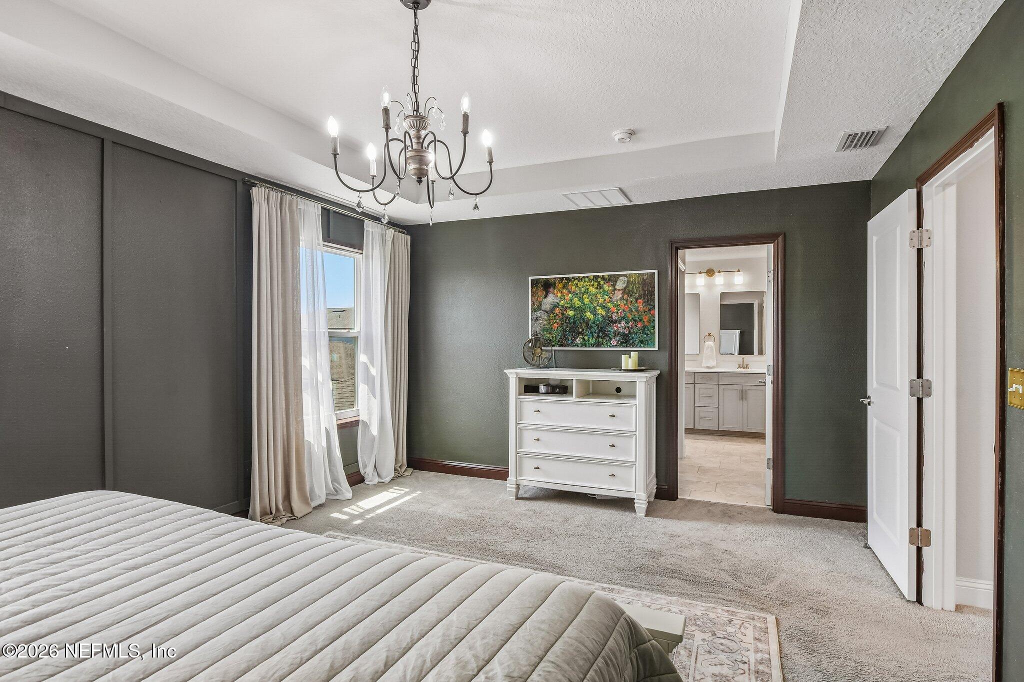 37 VICKSBURG Drive, St. Johns