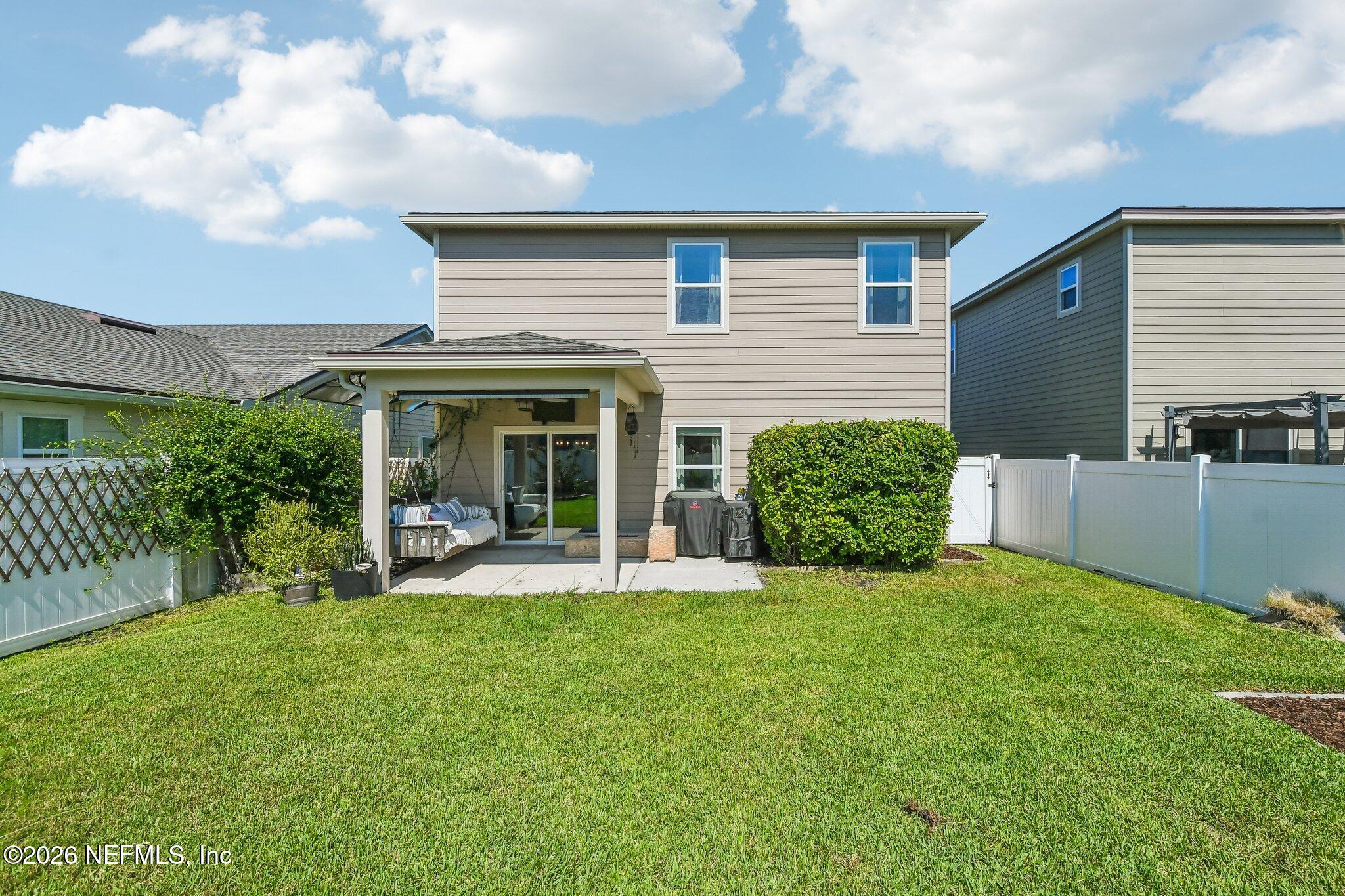 37 VICKSBURG Drive, St. Johns