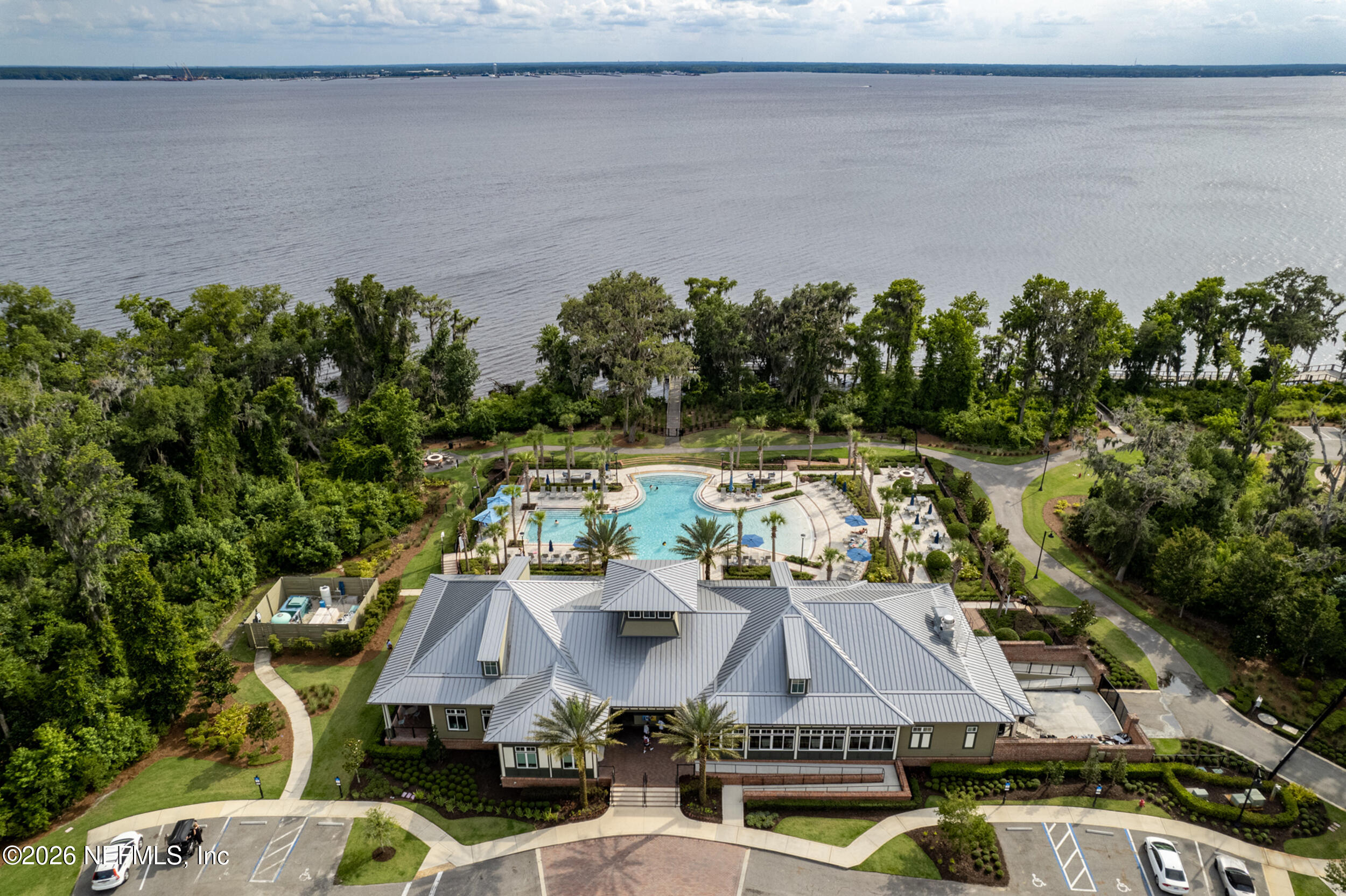 37 VICKSBURG Drive, St. Johns