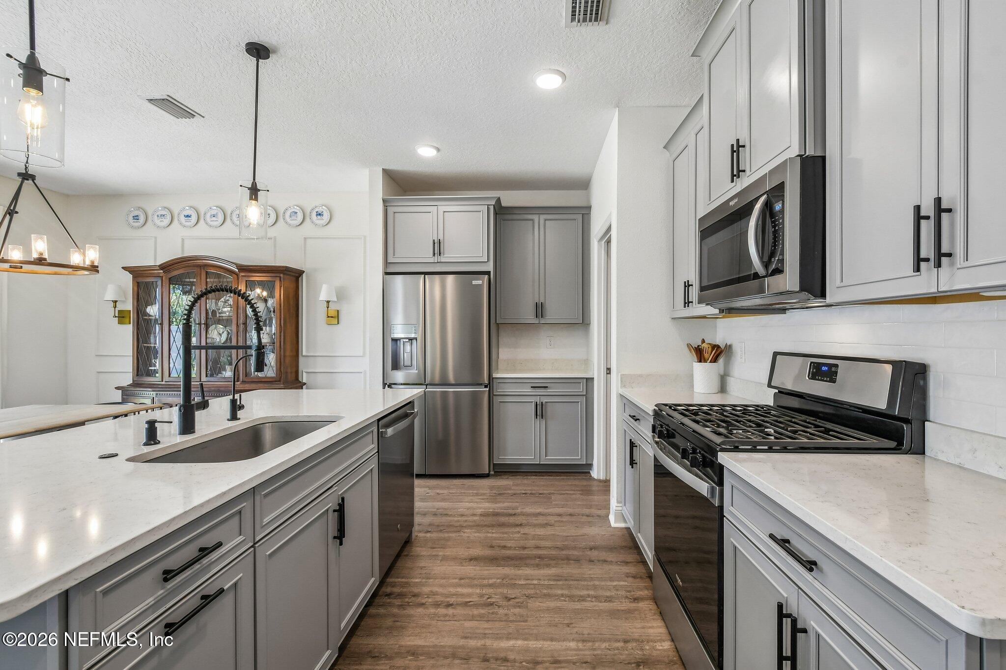 37 VICKSBURG Drive, St. Johns