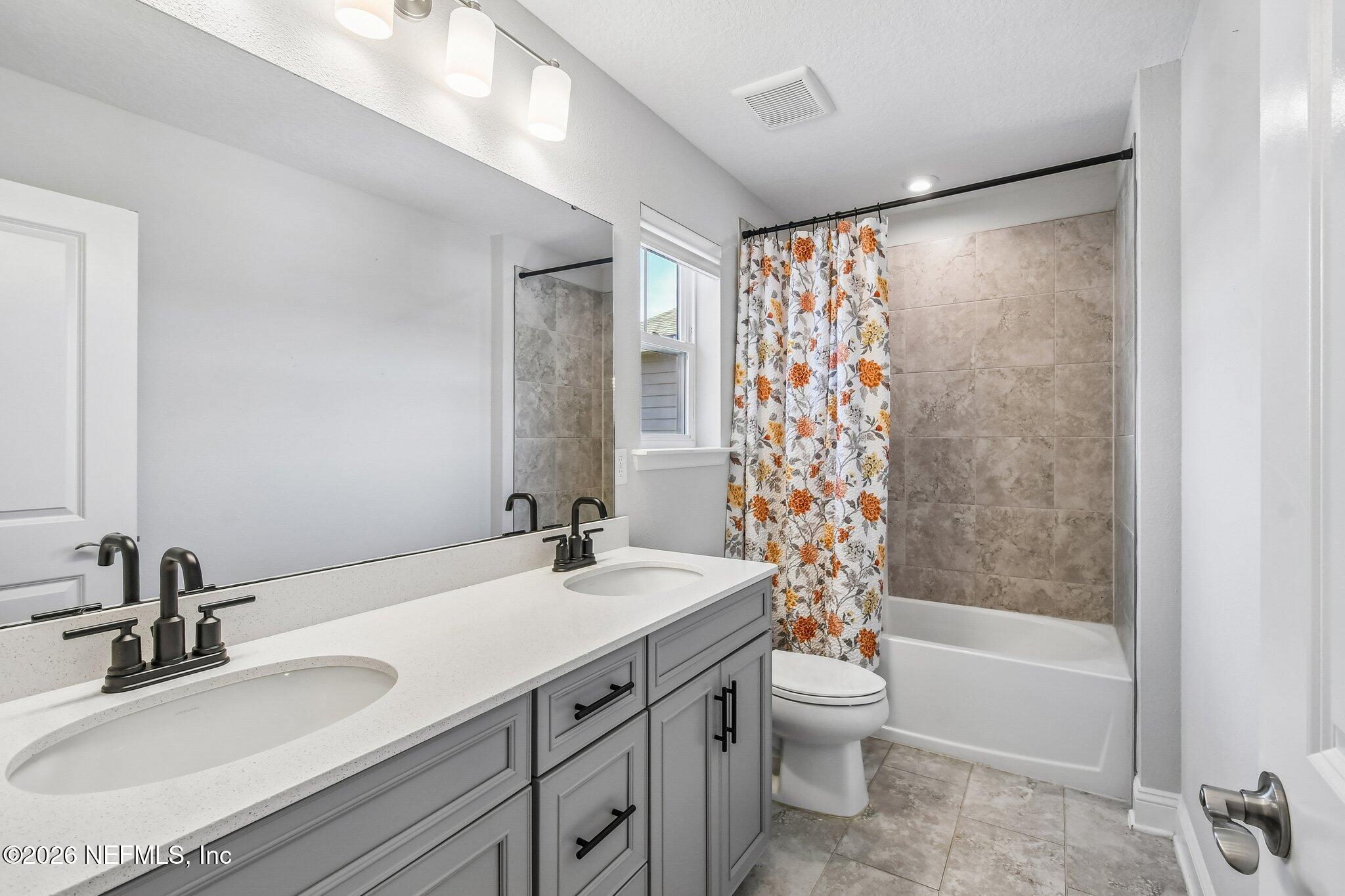 37 VICKSBURG Drive, St. Johns