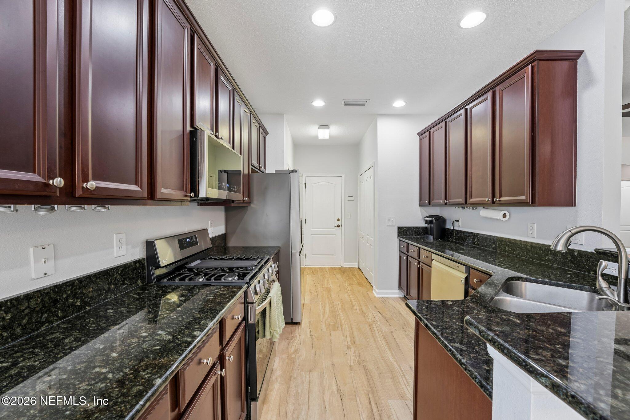192 S ARABELLA Way, St. Johns