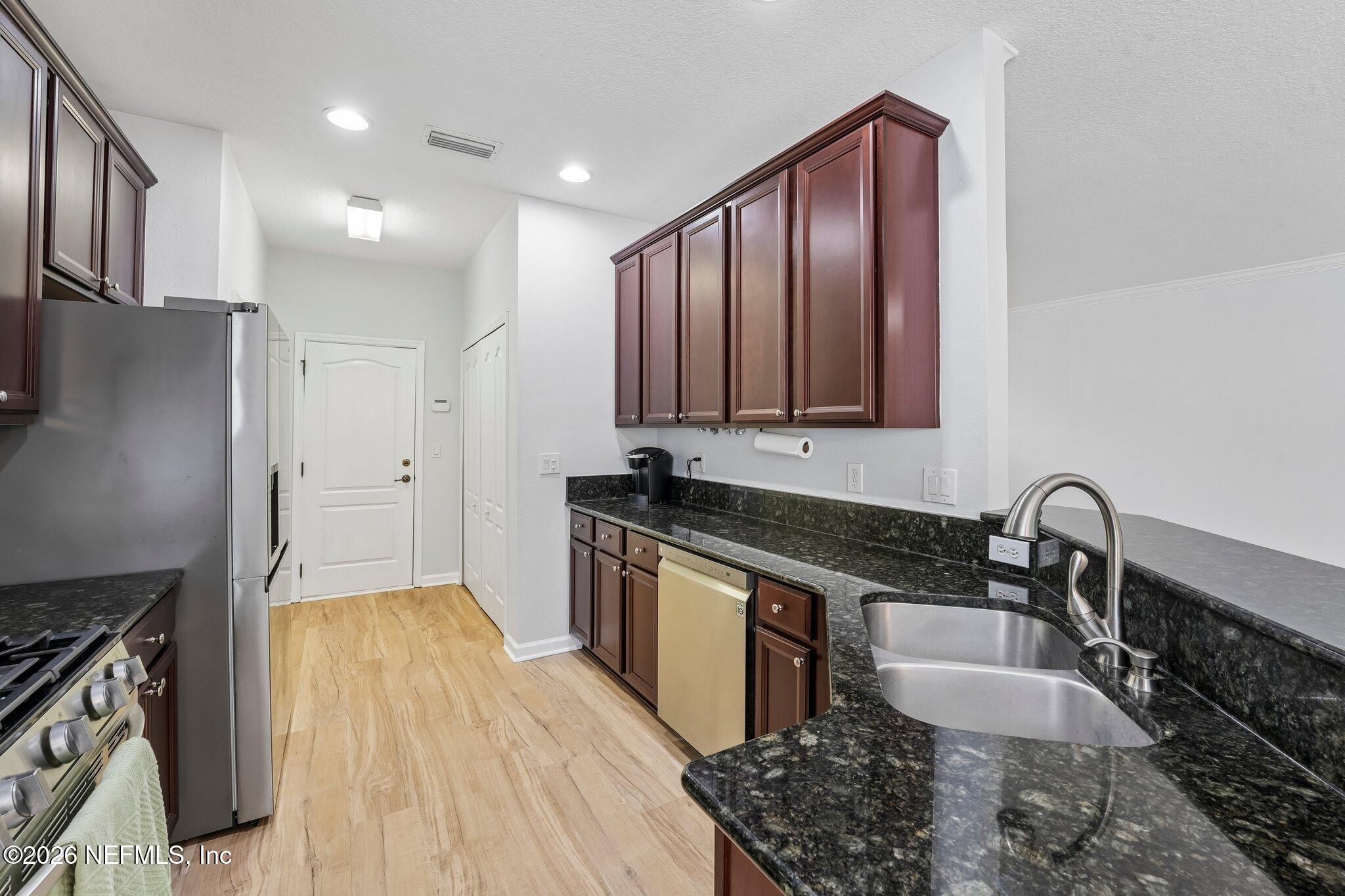 192 S ARABELLA Way, St. Johns