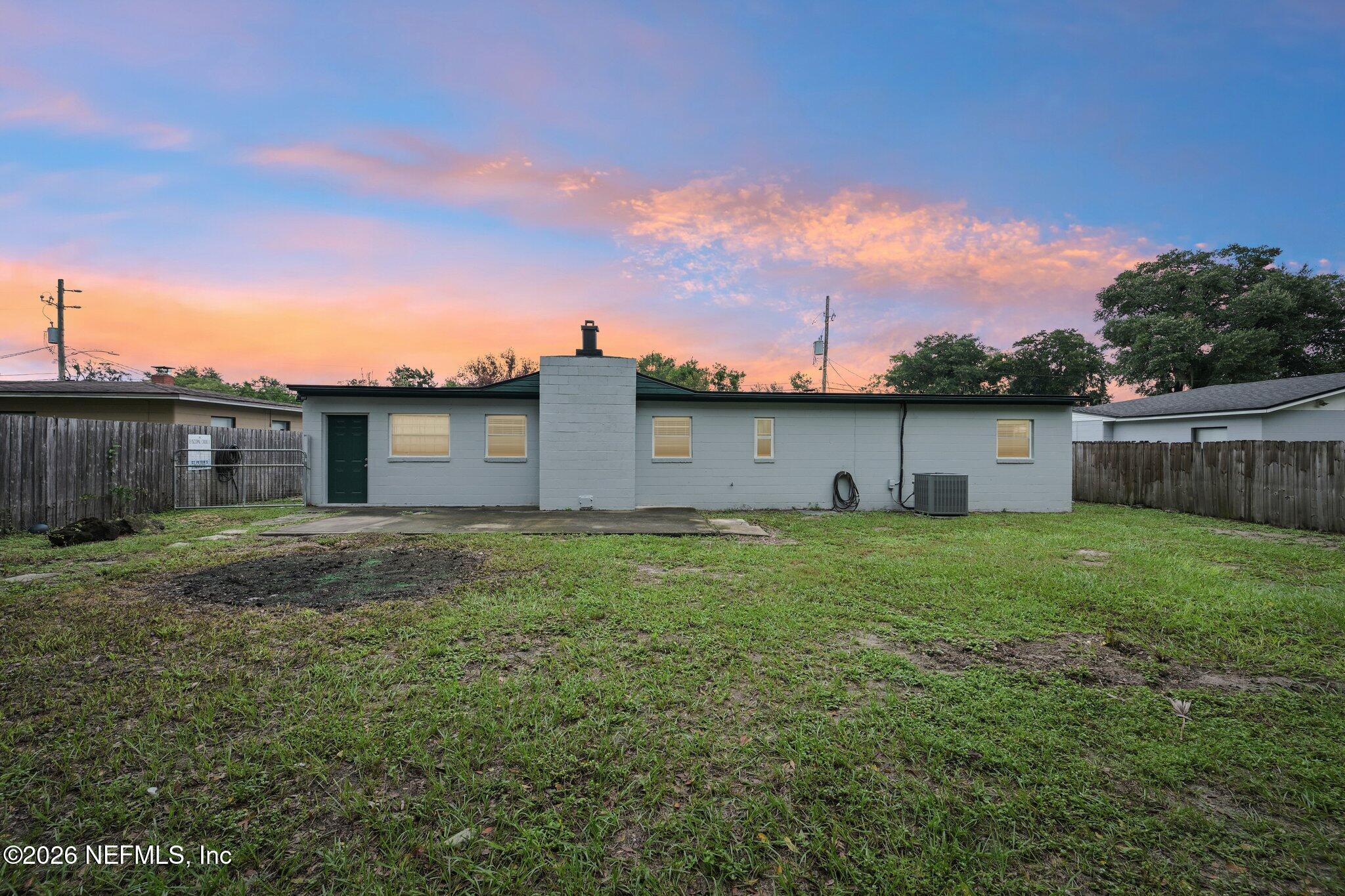 5732 CEDAR FOREST Drive S