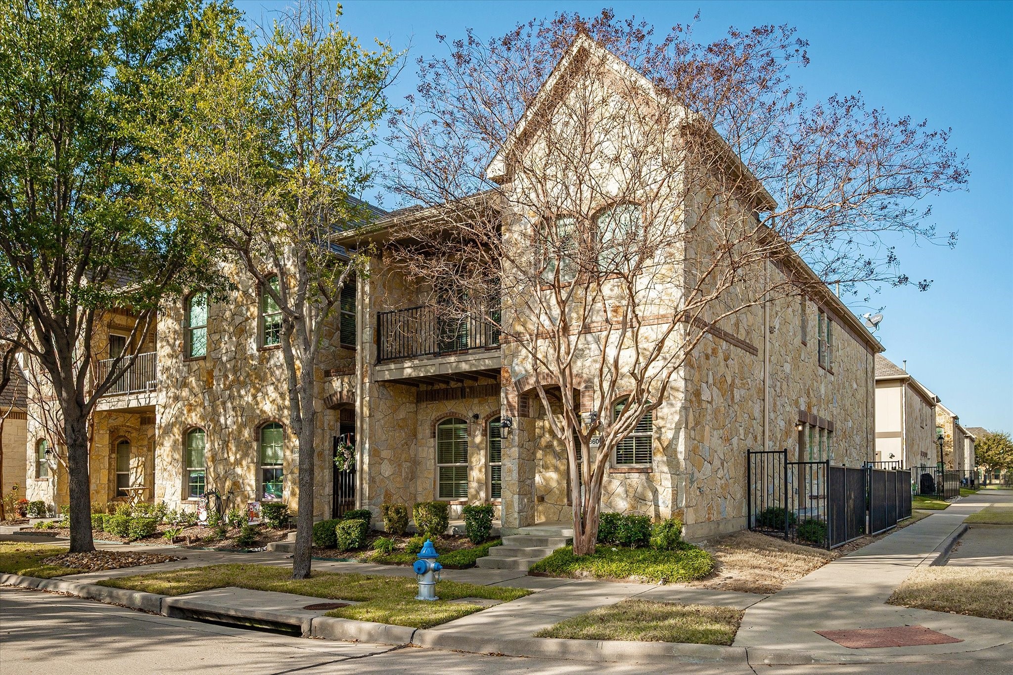 8600 Stargazer Drive