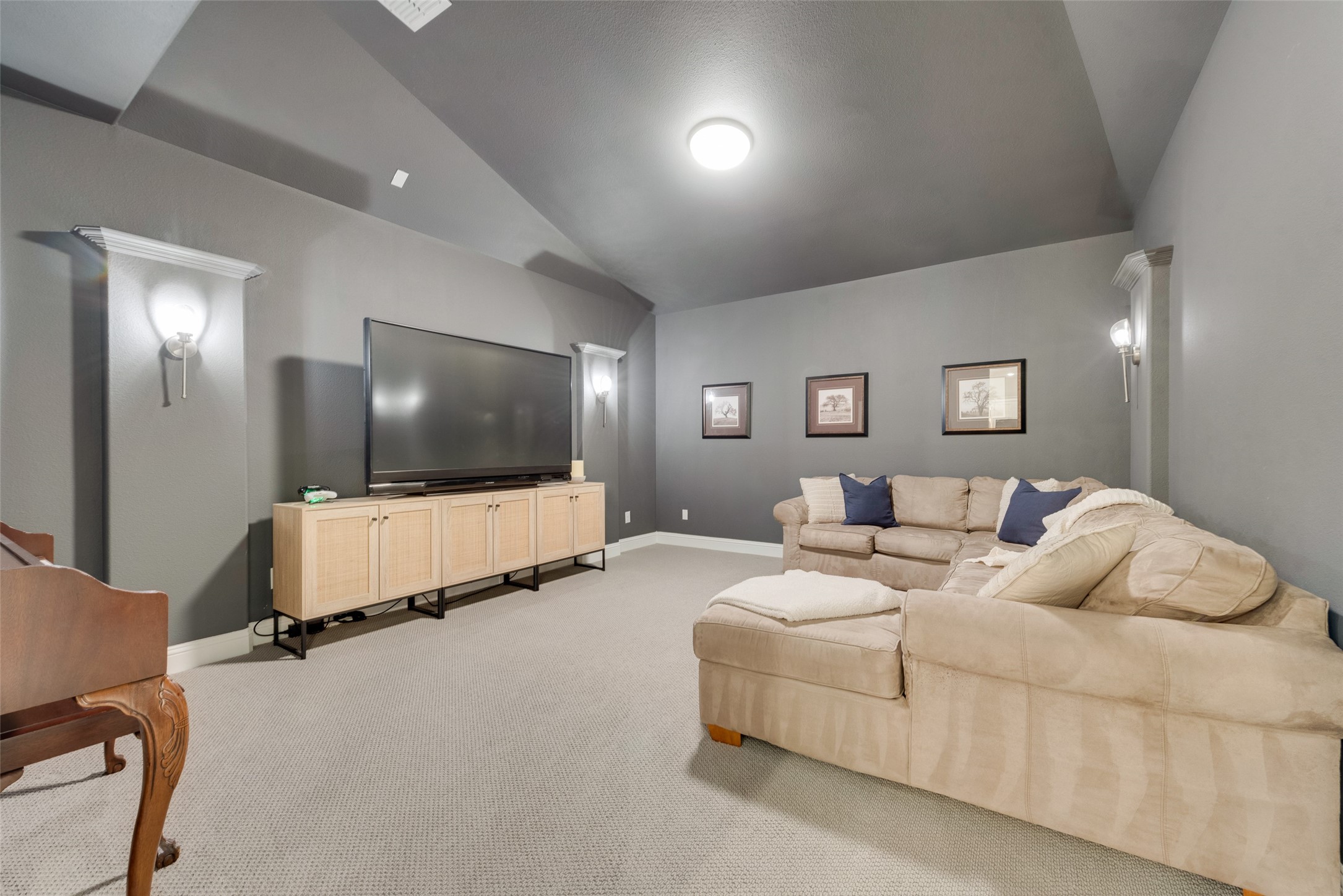 3217 Saddle Brook Road