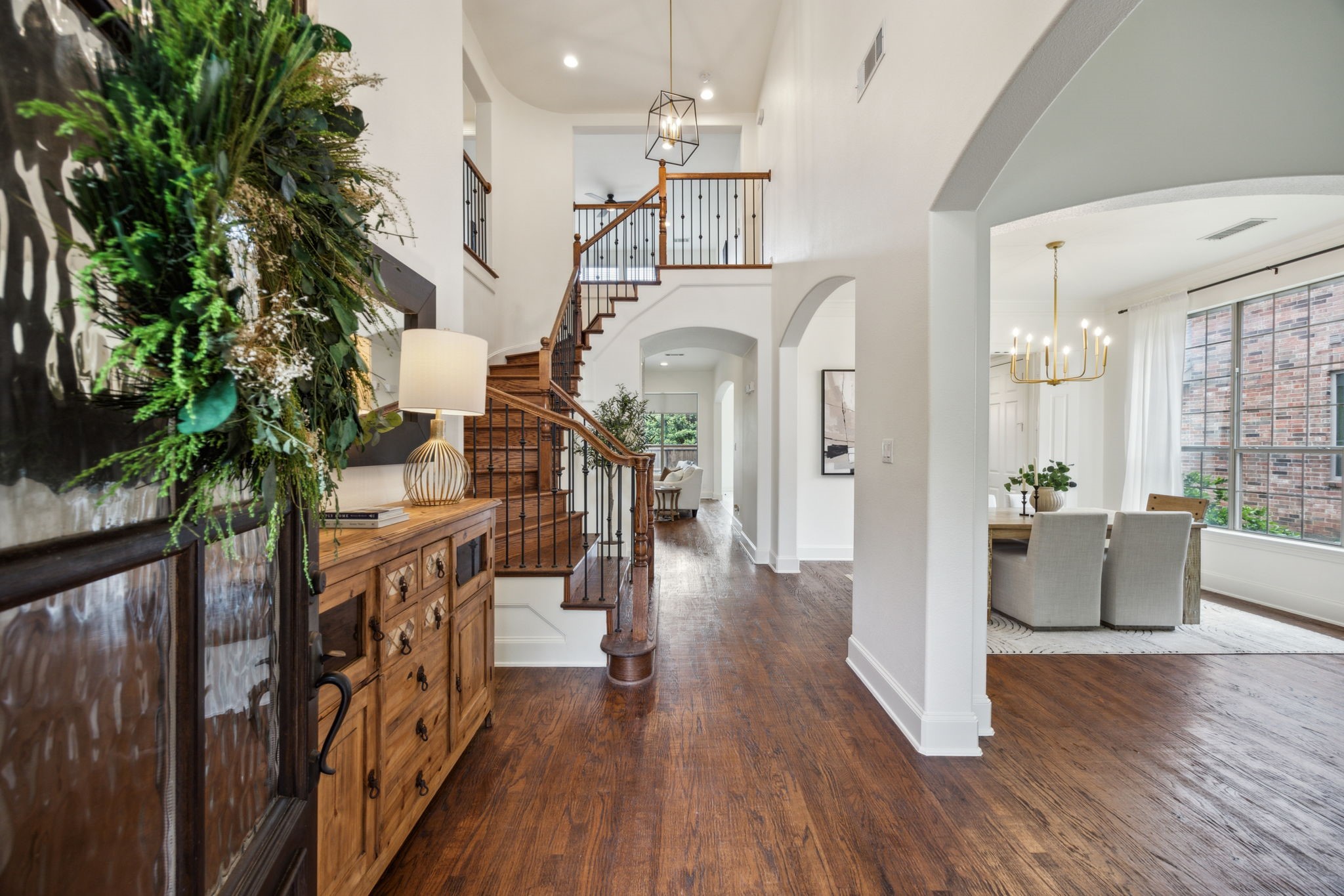 2242 Magic Mantle Drive