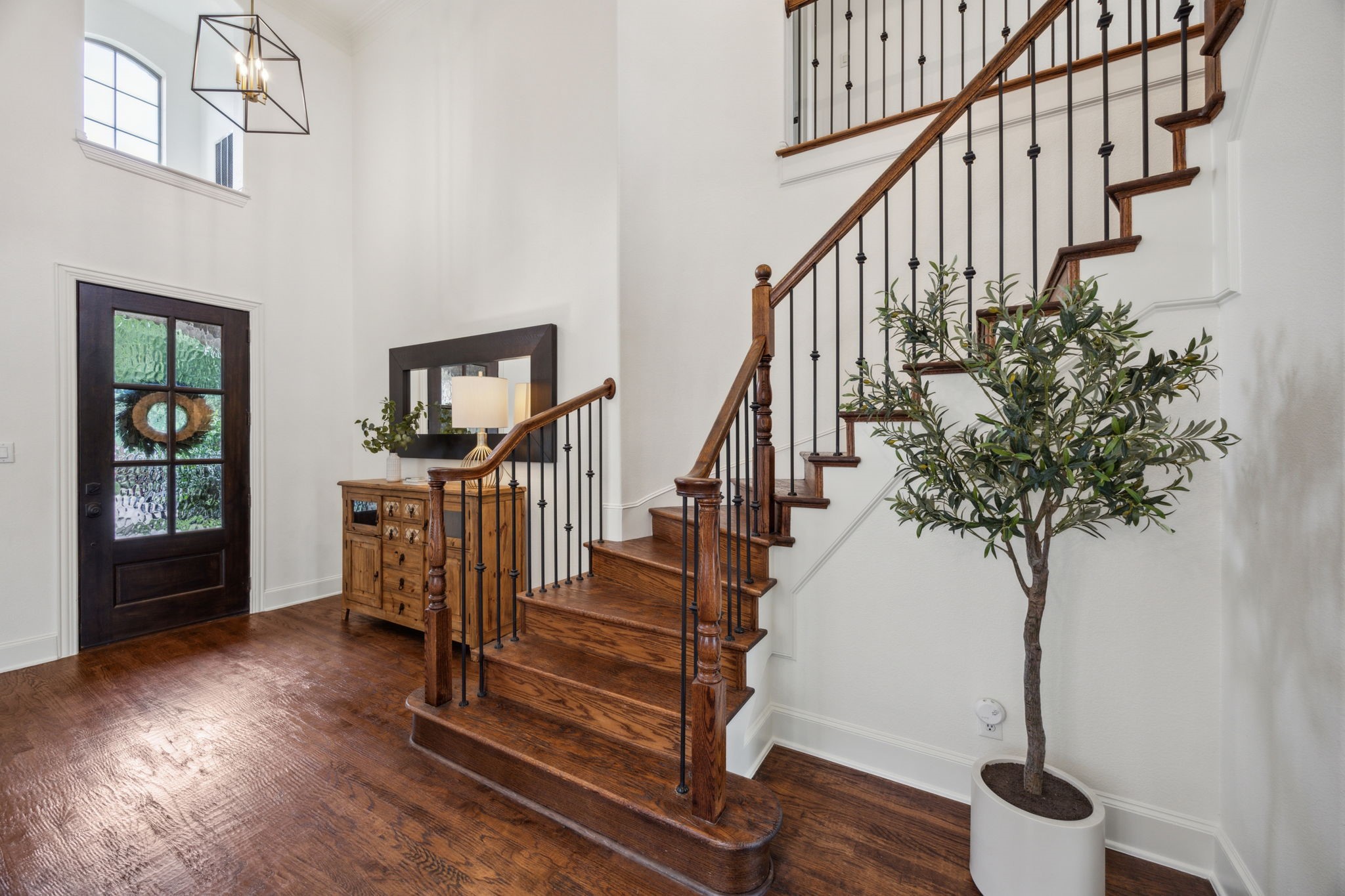 2242 Magic Mantle Drive